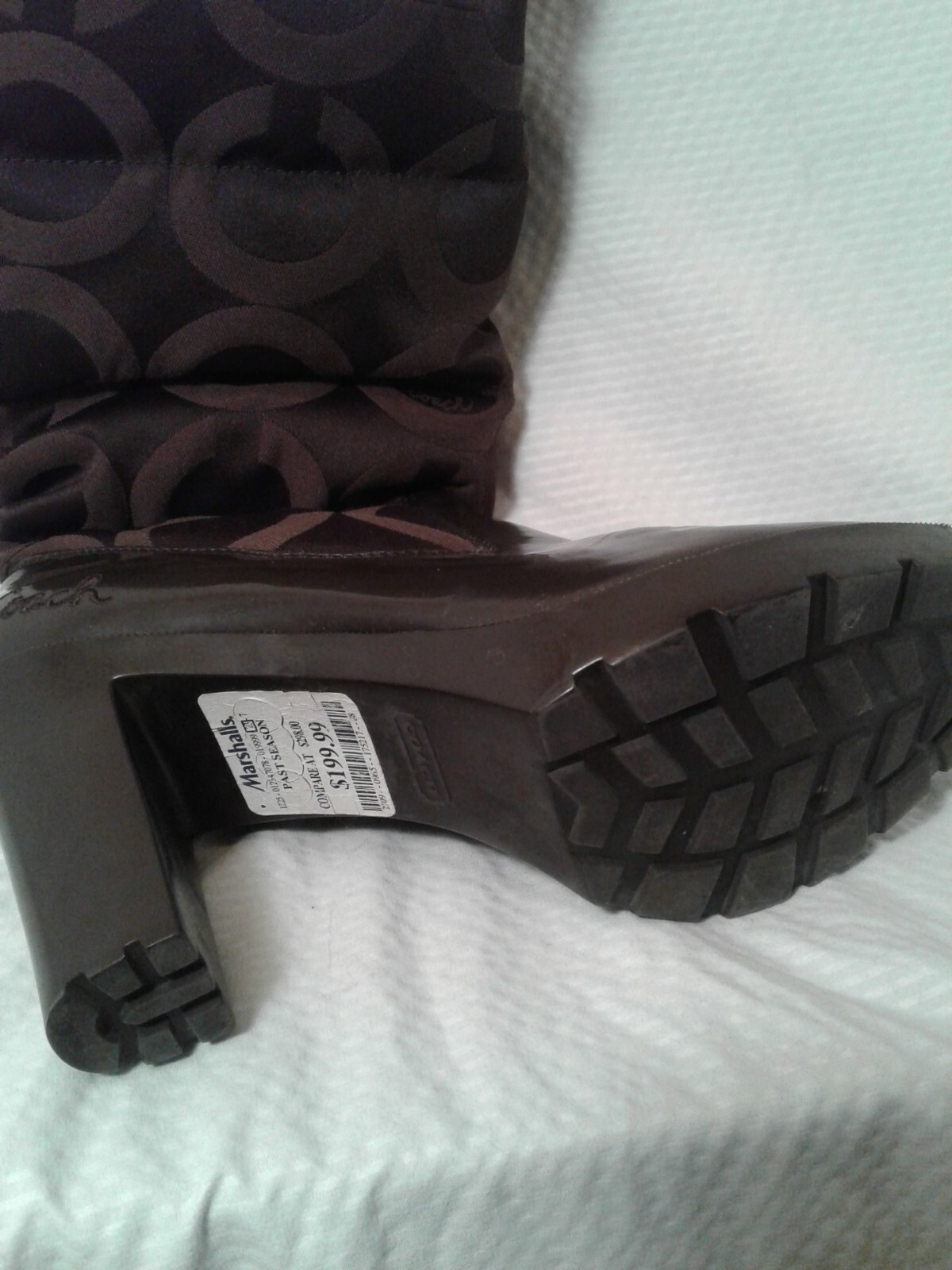Coach brown quilted Waterproof womans med/high Boots Sz 8.5B winter fall spring