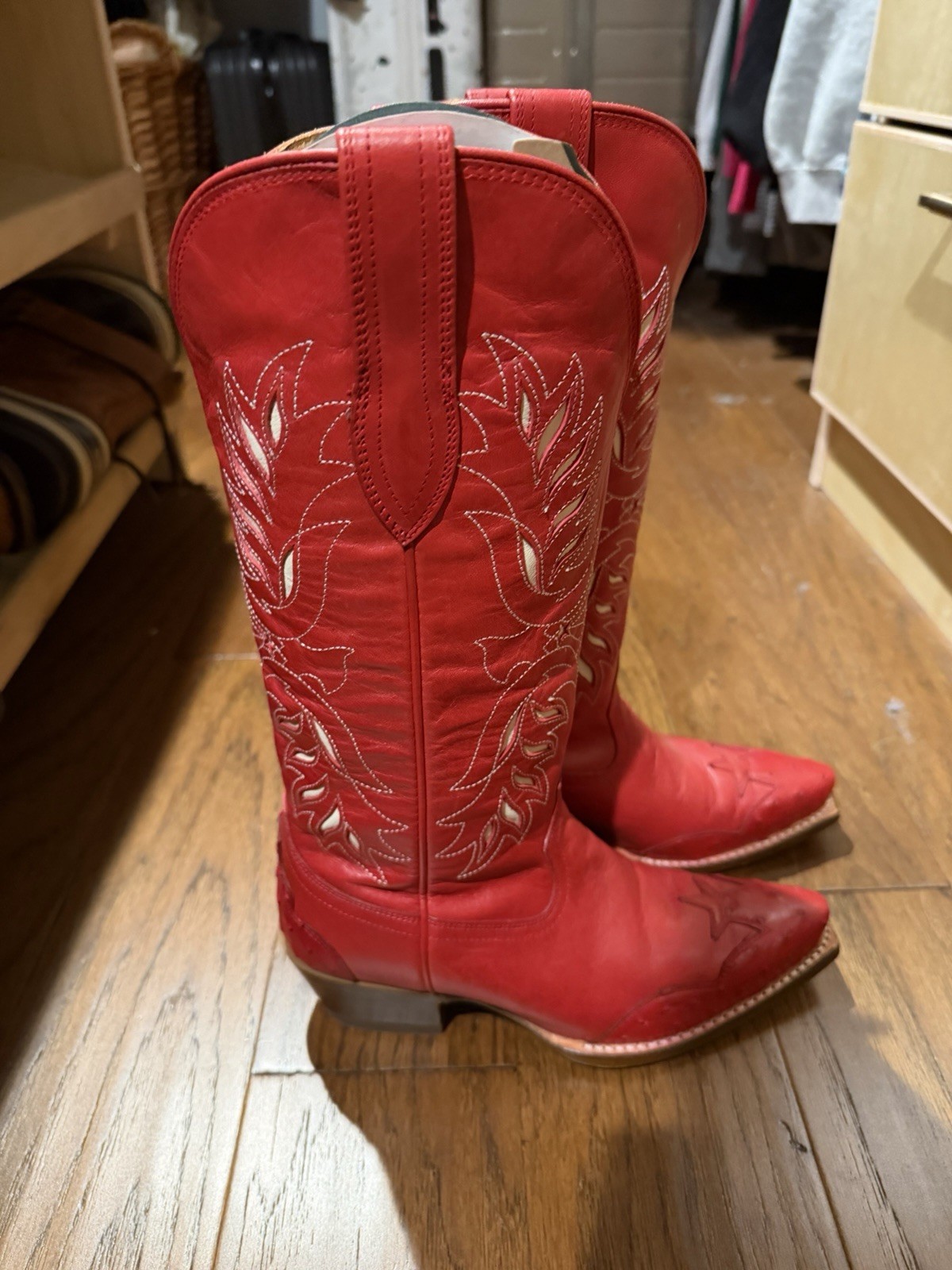 Tecovas Annie Eagle Barn Red Sz 7