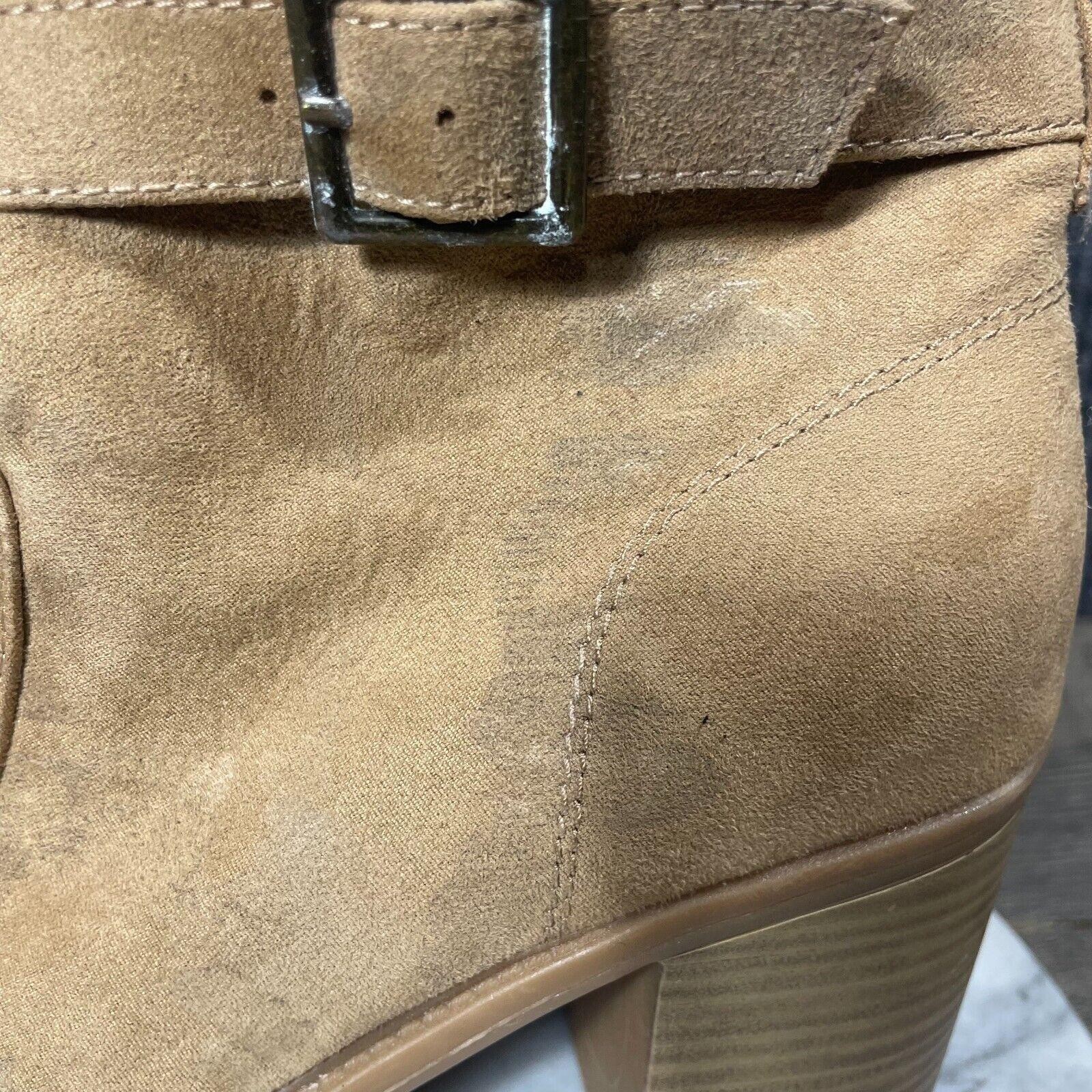 American Eagle Boots Womens 10 Beige Buckle Shepra Lined Faux Suede Heels Cute