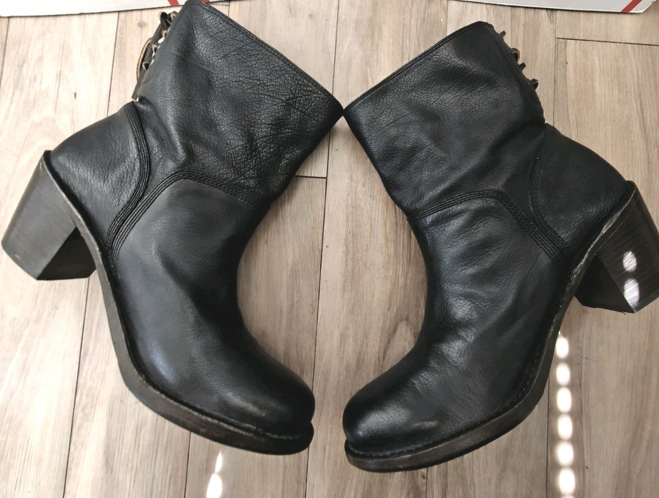 Frye Carmen Women’s Back Leather Lace Short Ankle Boots Size 11B