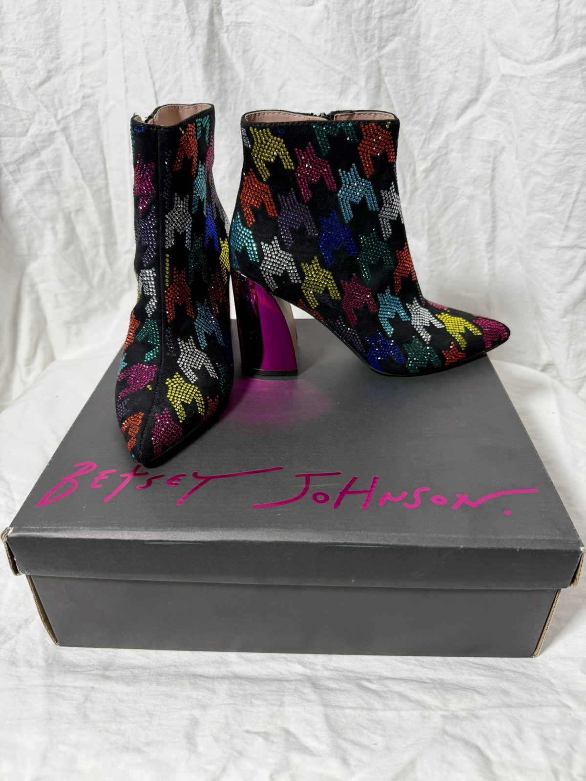Betsey Johnson Marinna Women’s Boot Multicolored, Size 5 New