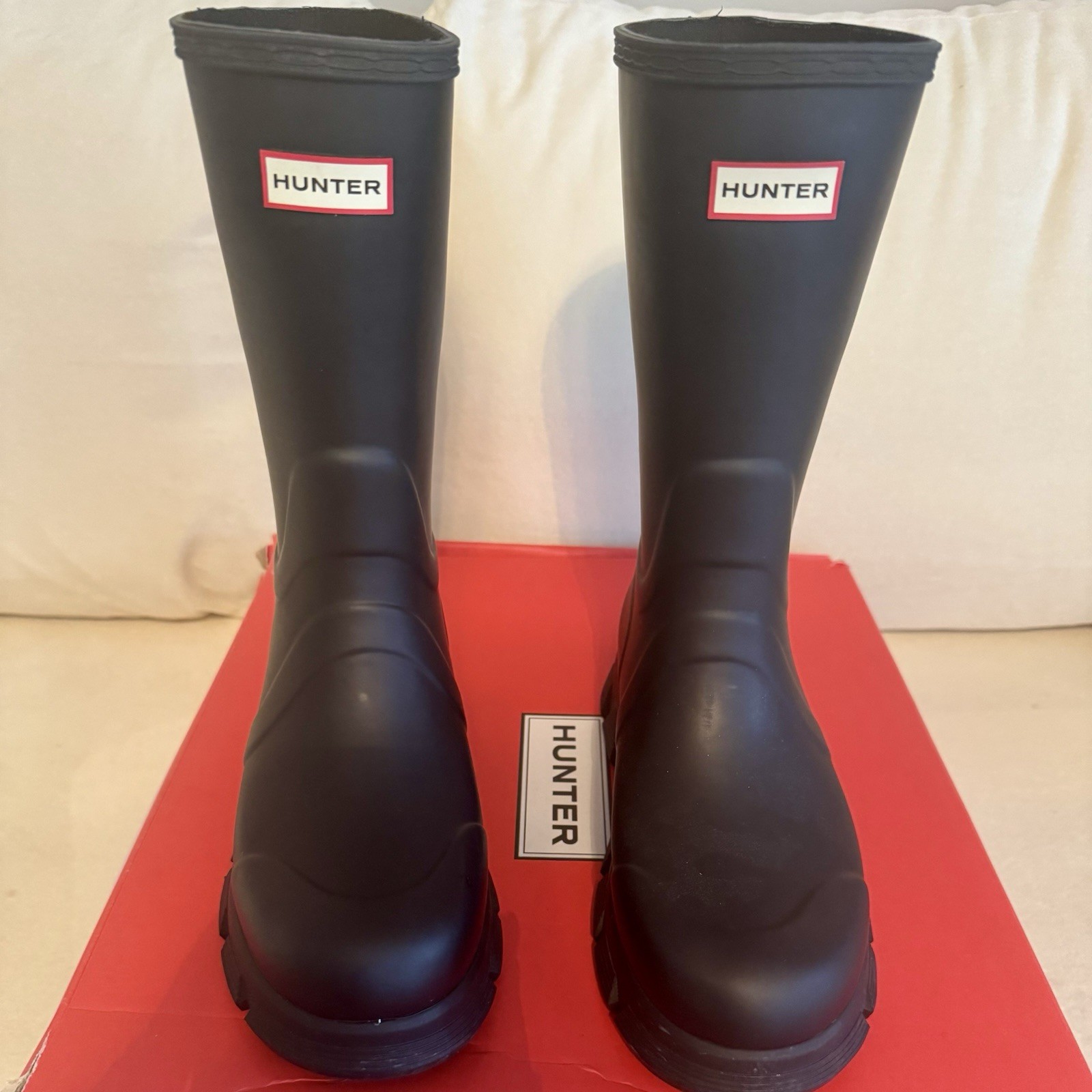 Hunter Micah Women’s Black Rubber Rain Boots Pull-On Round Toe, New