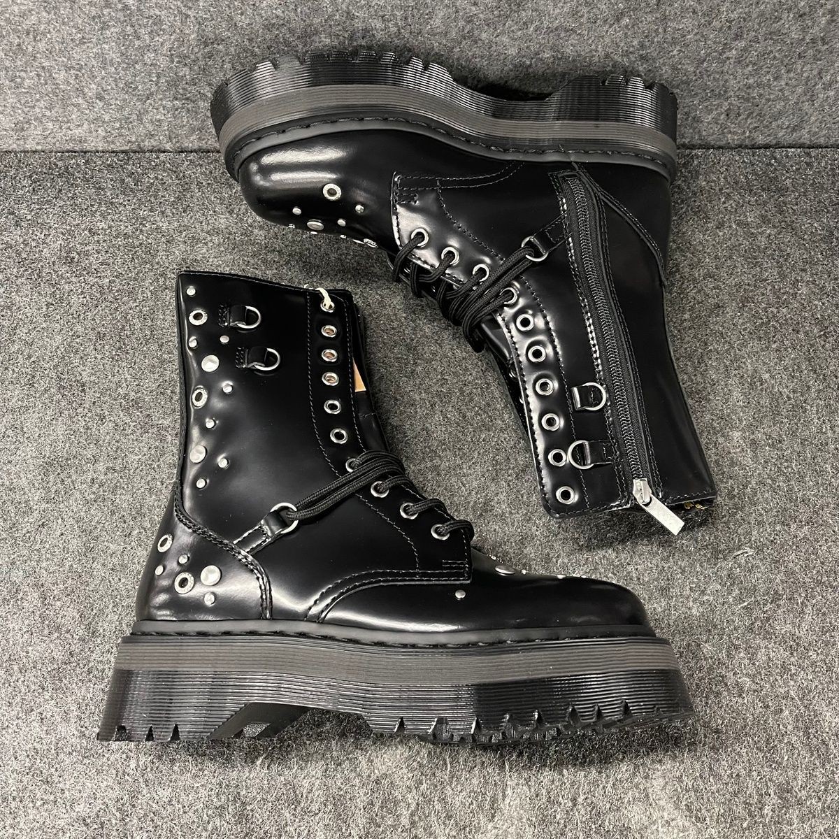 DR.MARTENS Jadon Hi Studded Buttero Platform Boots Unisex Size M7/W10