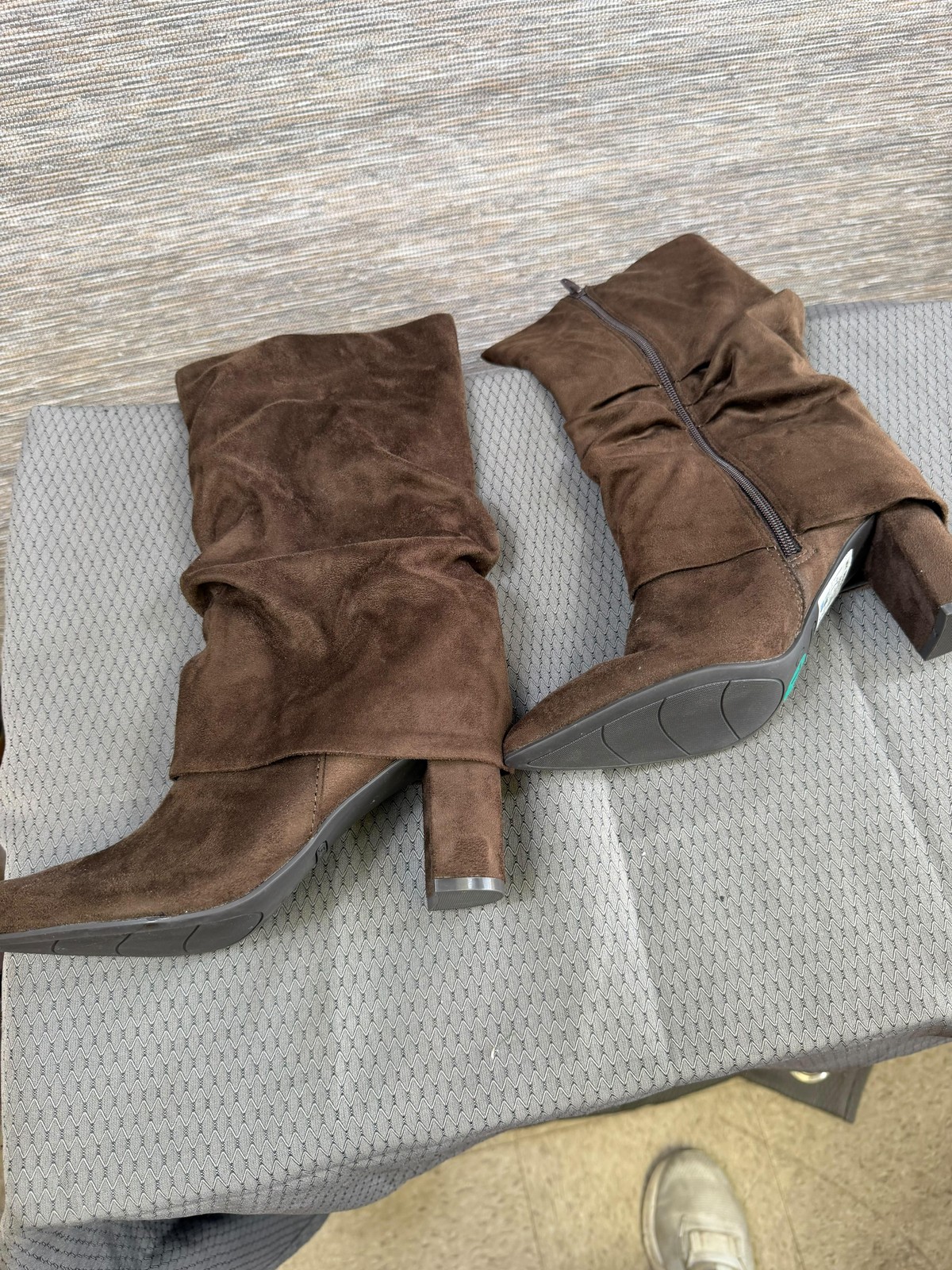 Nine West Boots Womens Size 7.5M Brown Faux Suede Slouch Mid Calf Zip Block Heel