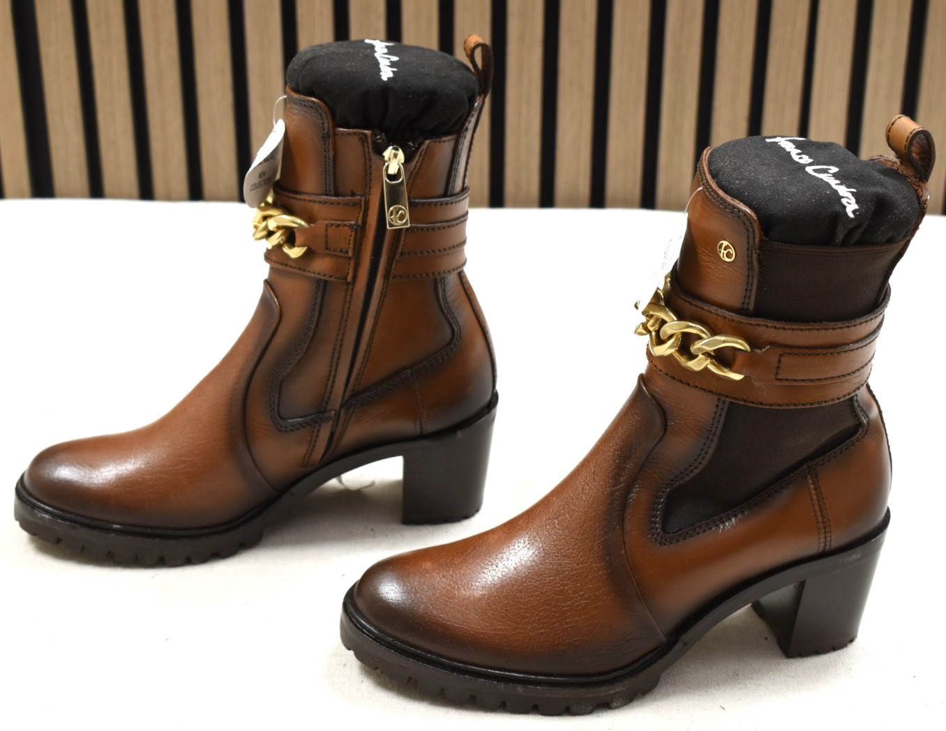 Franco Cuadra Ladies Honey Zipper Round Toe Size 7.5 M FC751 High Boot Cowgirl