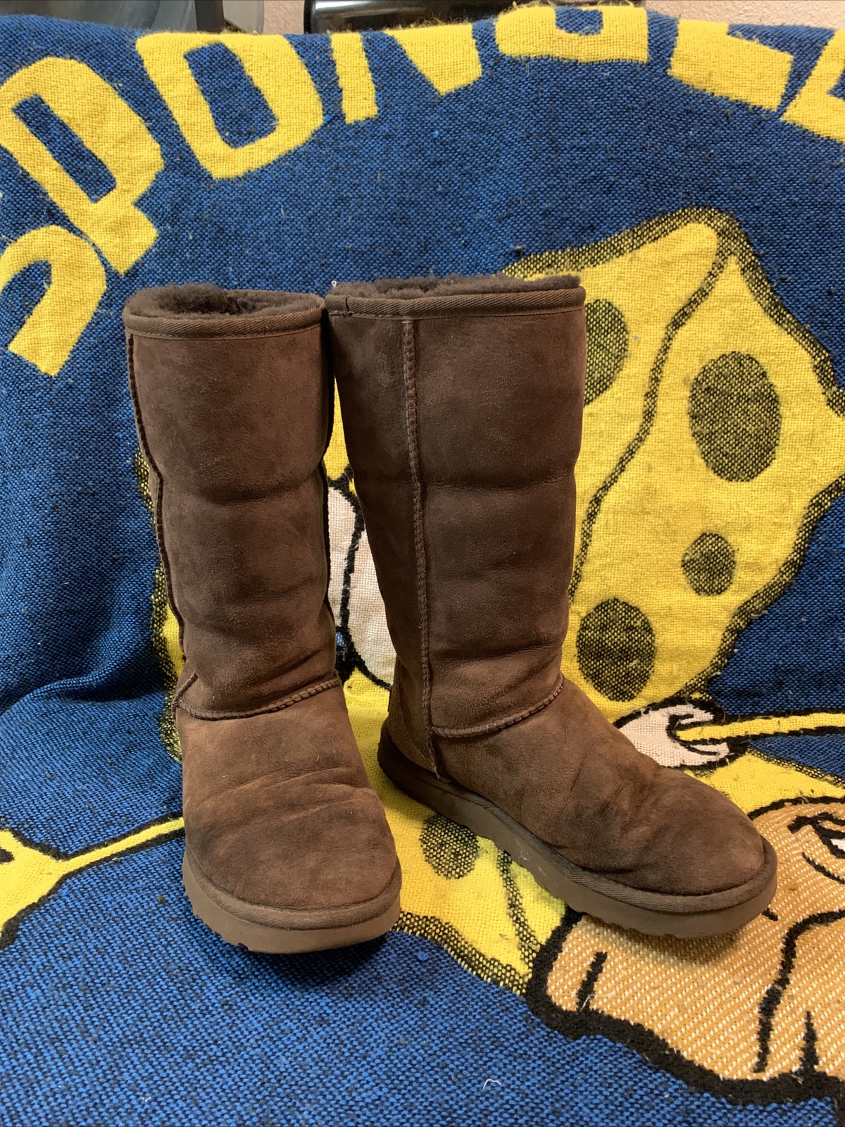 UGG Women’s Classic Tall II Boot (1016224) Size 7 Chocolate Brown
