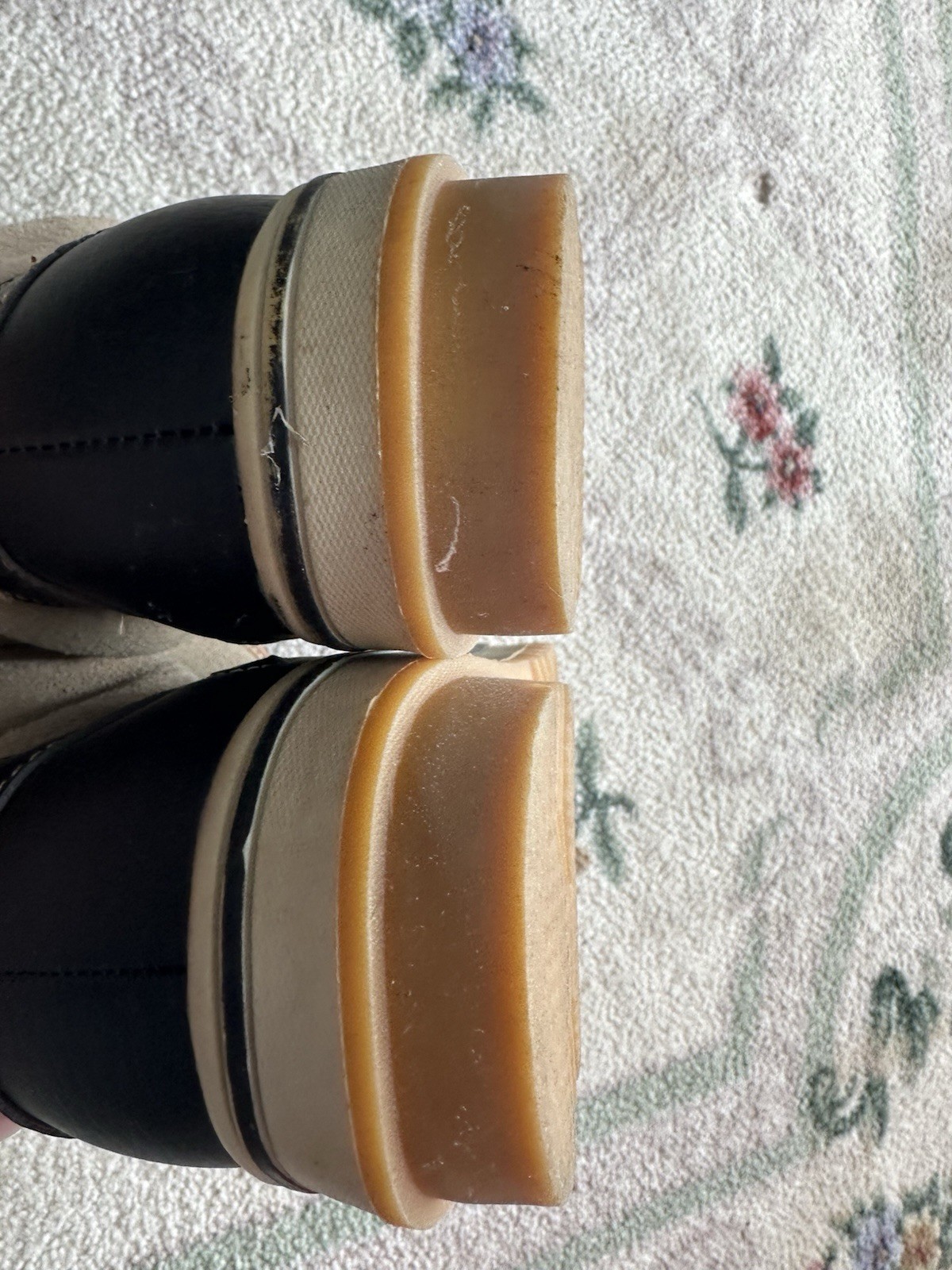 Women’s Snow Boots Northside Sz 8 Tan Faux Fur Suede Insulated Warm Waterproof