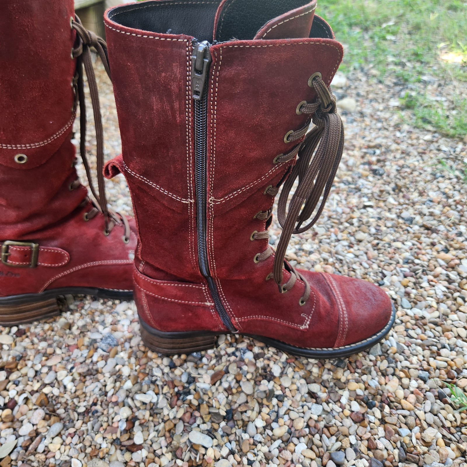 TAOS Tall Crave Red Suede Lace Up Side Zip Boots Women’s US 8 – 8.5 / EU 39 Tag