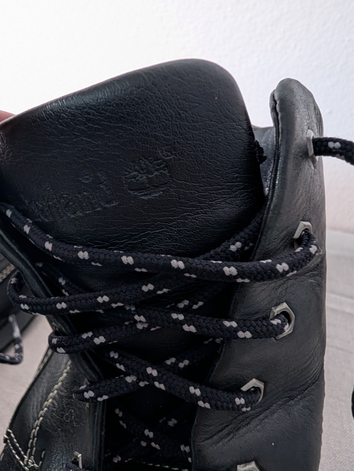 Timberland 76316 Womens 8M Black Leather Ankle Boots Casual Comfort Shoes