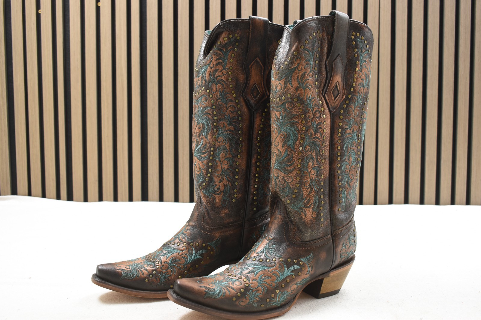 Corral Ladies Copper Brown Embroidery Studs Leather Boots C3973 US 9.5 M Western