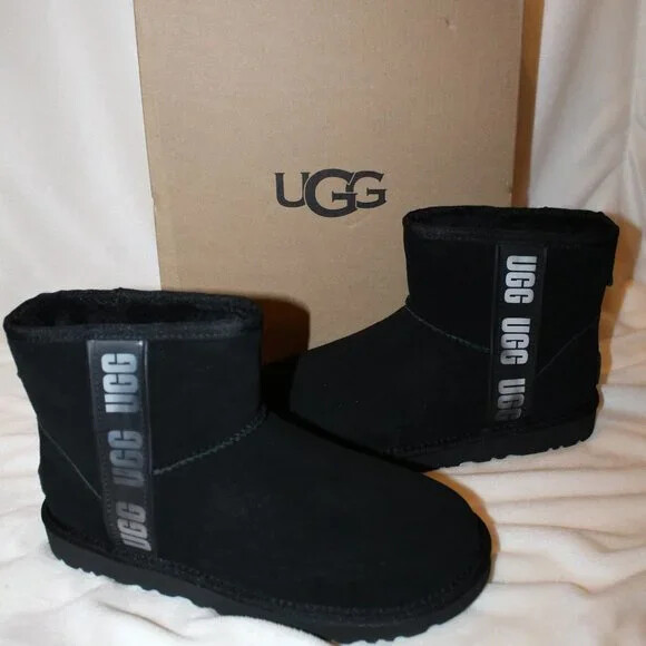 NIB UGG Women’s Mini Logo Suede Shearling Lined Mini Boots Black