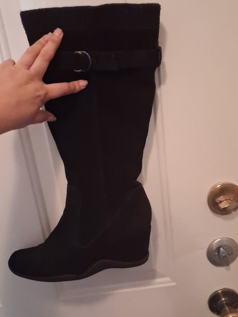 Anne Klein WomenS Black suede leather Fashion zipper’ Boot Shoe Size 8 M