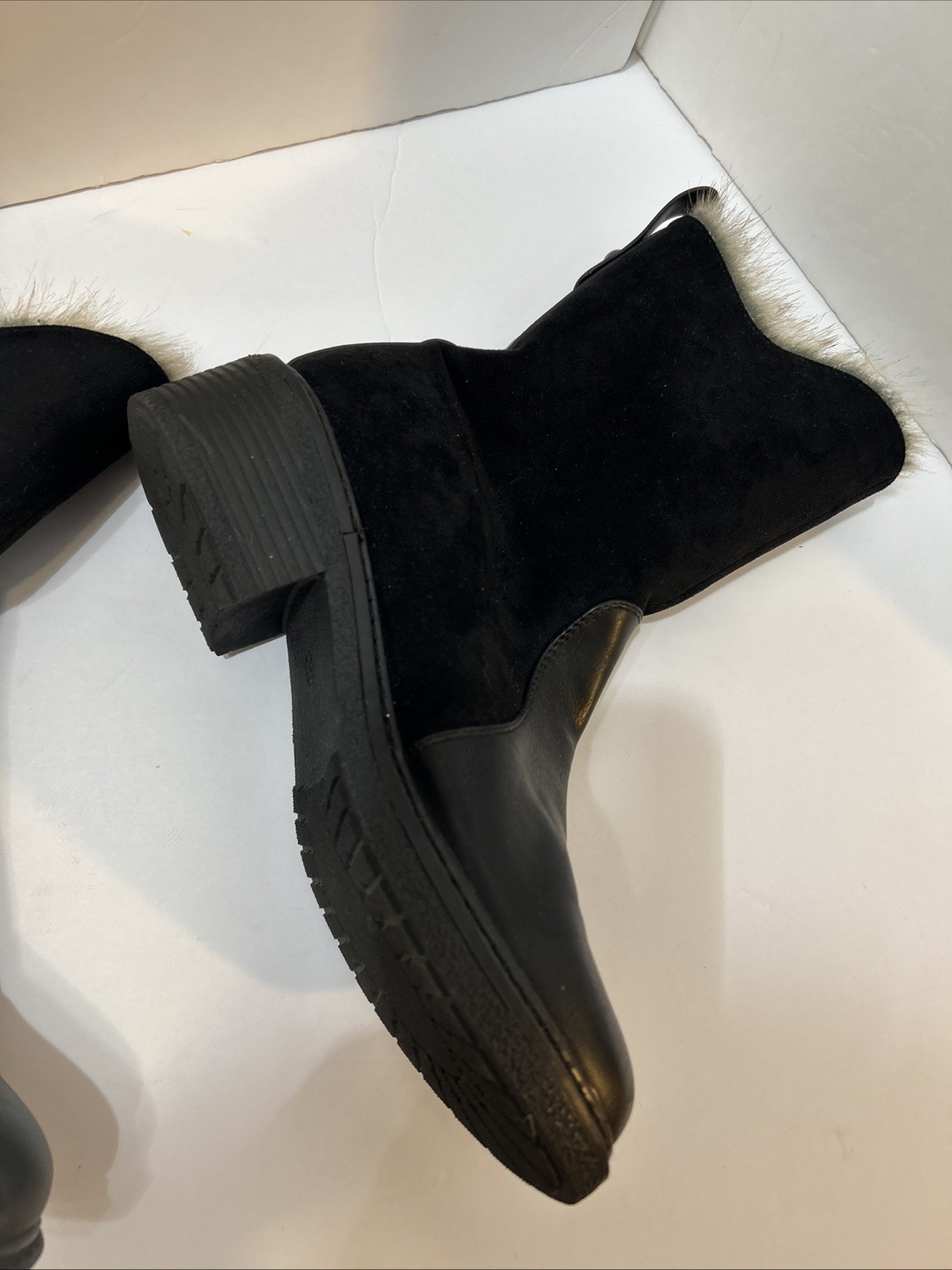 Patrizia by Spring Step Saige Boots Size 38 Black Faux Fur Lined Leather Zip