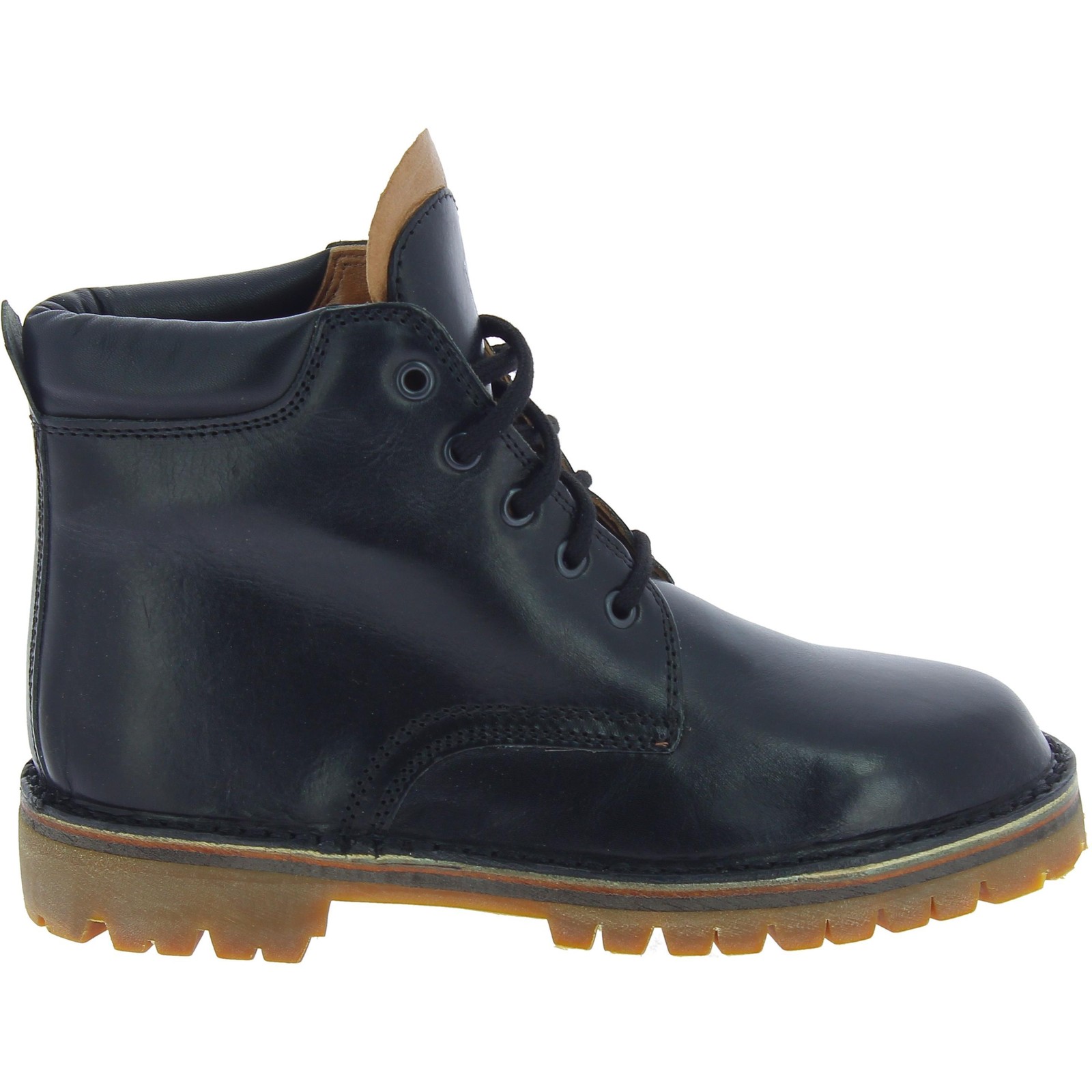 Handmade women’s ankle boots in black leather and Vibram sole
