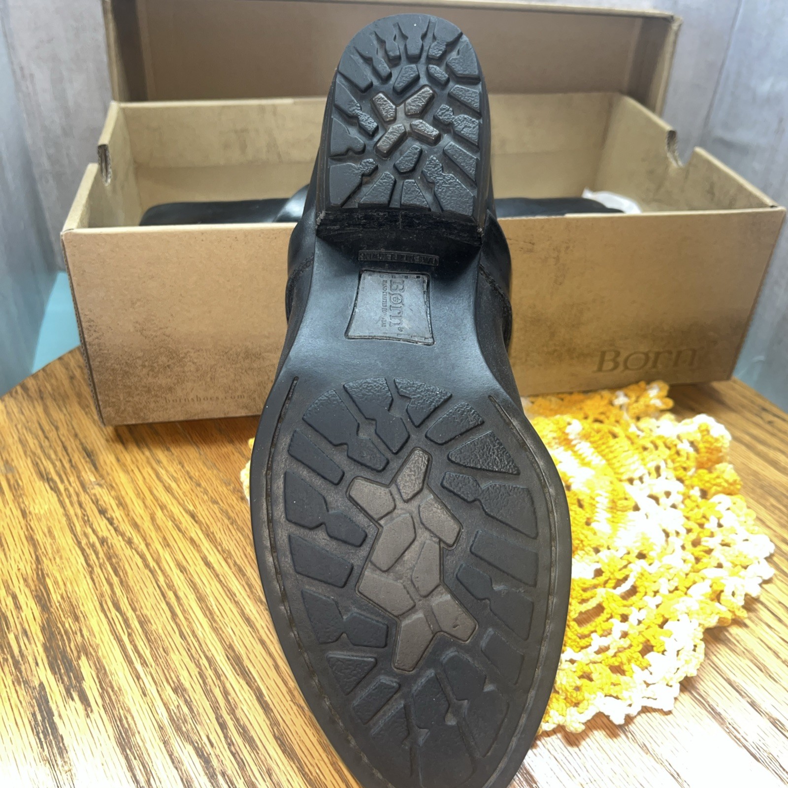 Born Marka Black Slip On Ankle Shoe Women’s Sz 8.5 Leather Upper 1.5” Heel