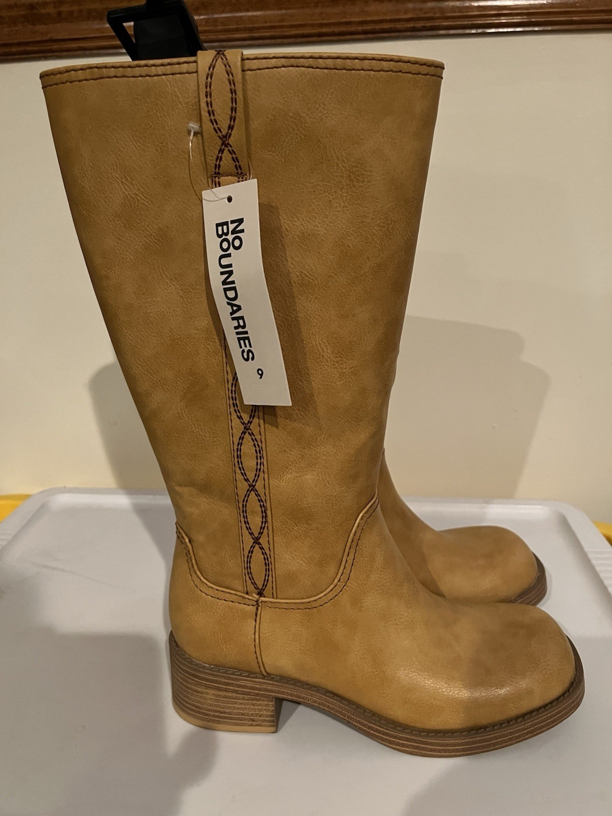 NO BOUNDARIES Women’s Tall Riding Boots Honey Tan Size 9 NEW WITH TAGS