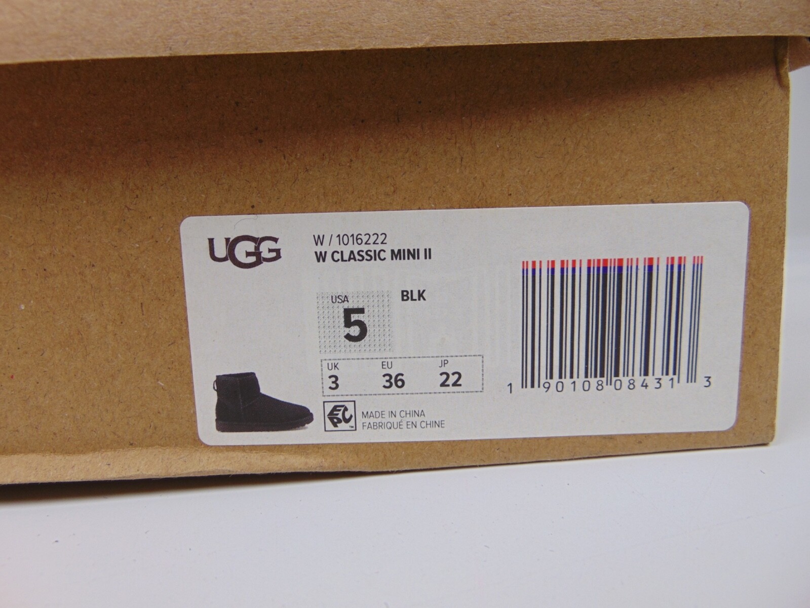 UGG – Classic Mini II Womens Winter Ankle Boots Size 5.0 M, Black Suede Leather