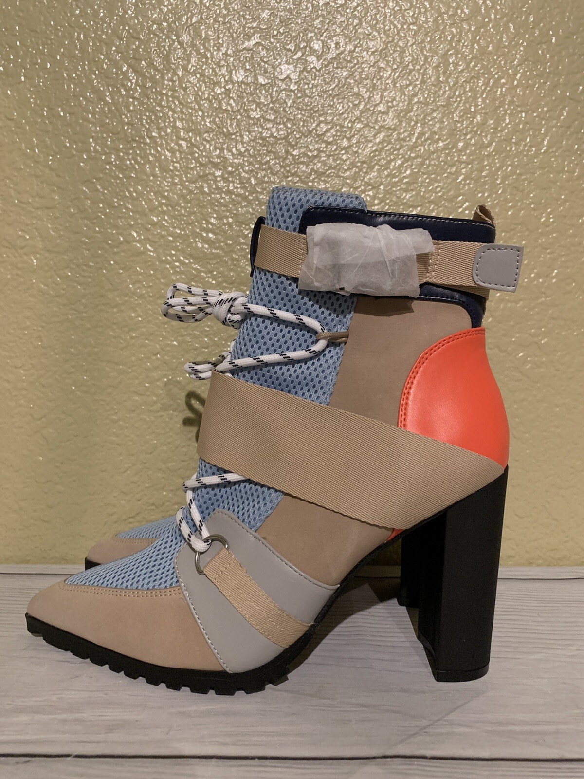 NWOB Steve Madden Size 9.5 Illusion Multicolored Hype Mesh Leather Ankle Booties