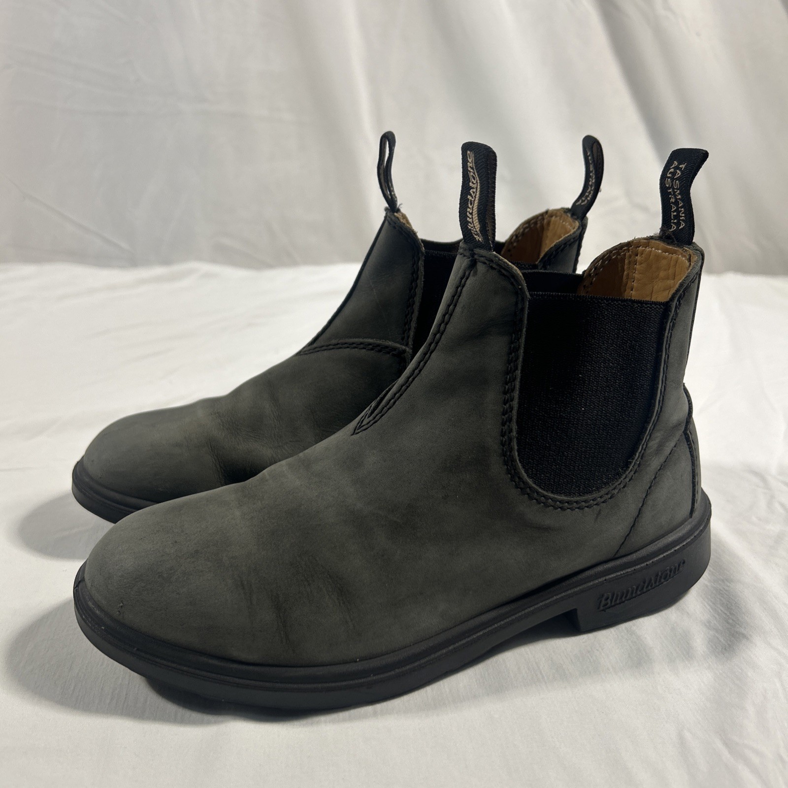 Blundstone 587 Boots Size 3 Rustic Black Leather