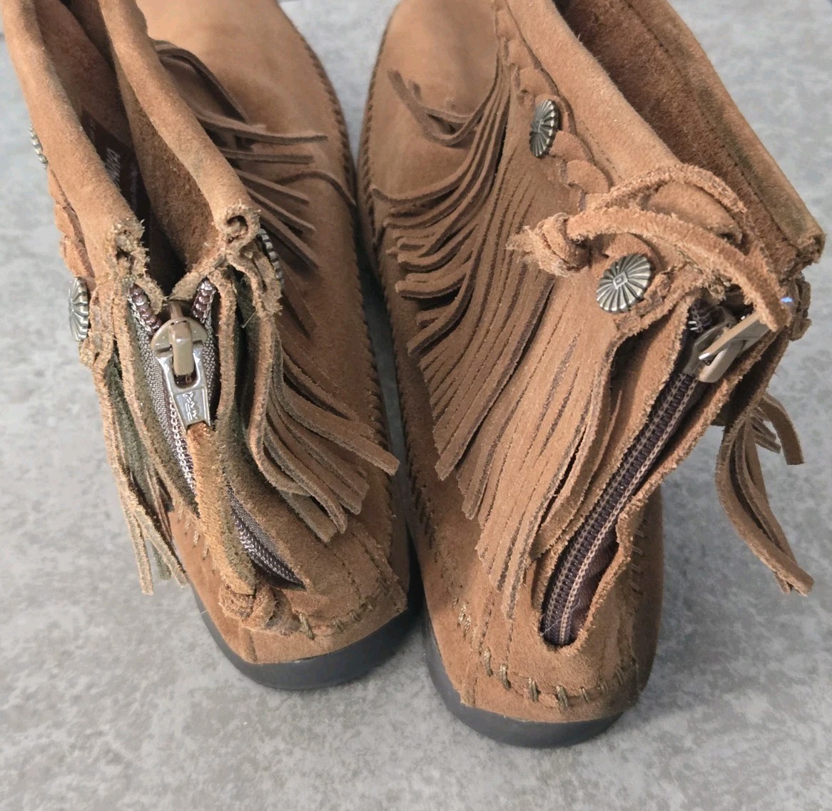 Minnetonka Fringe Ankle Boots Brown Suede Boho Moccasin Women Sz 9