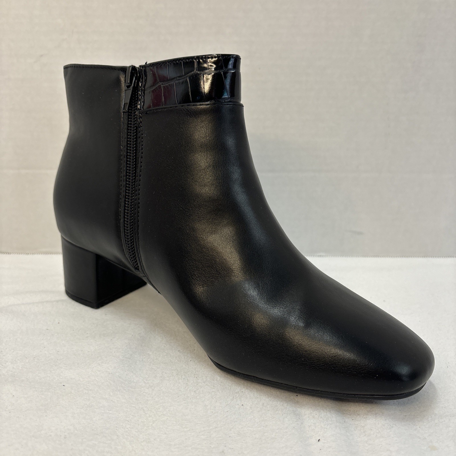 east 5th Womens Sherman Block Heel Booties NIB 10W Black
