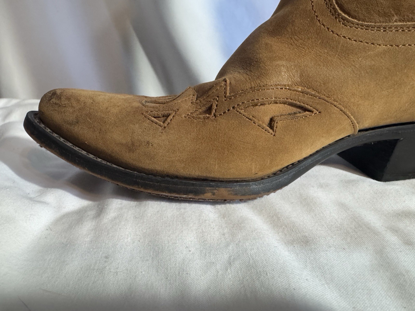 Durango Cowgirl Cowboy Boots Size 7 1/2 Tan Leather White Embroidery Western