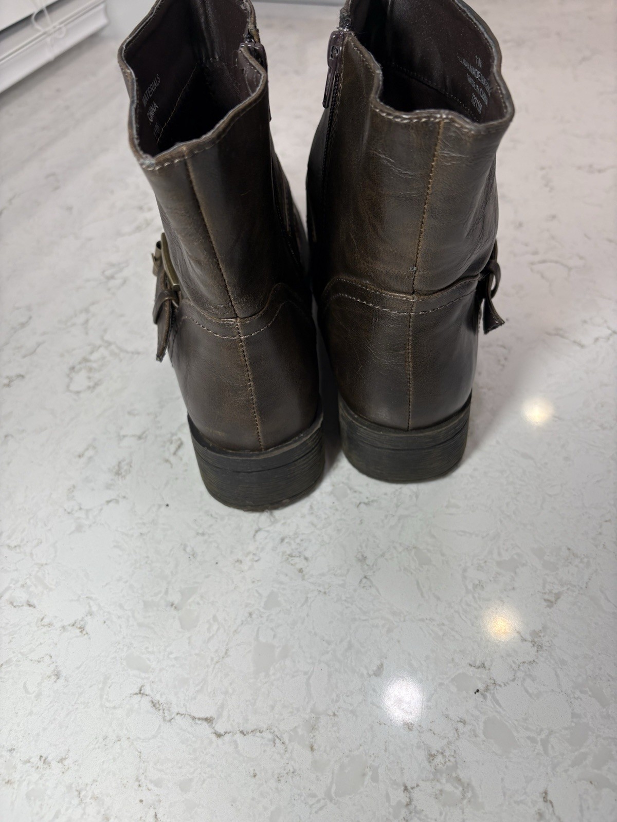 Diba Boots Brown Faux Leather w/ Buckle 1.5” Heel Biker Boot Women’s Size 11 M