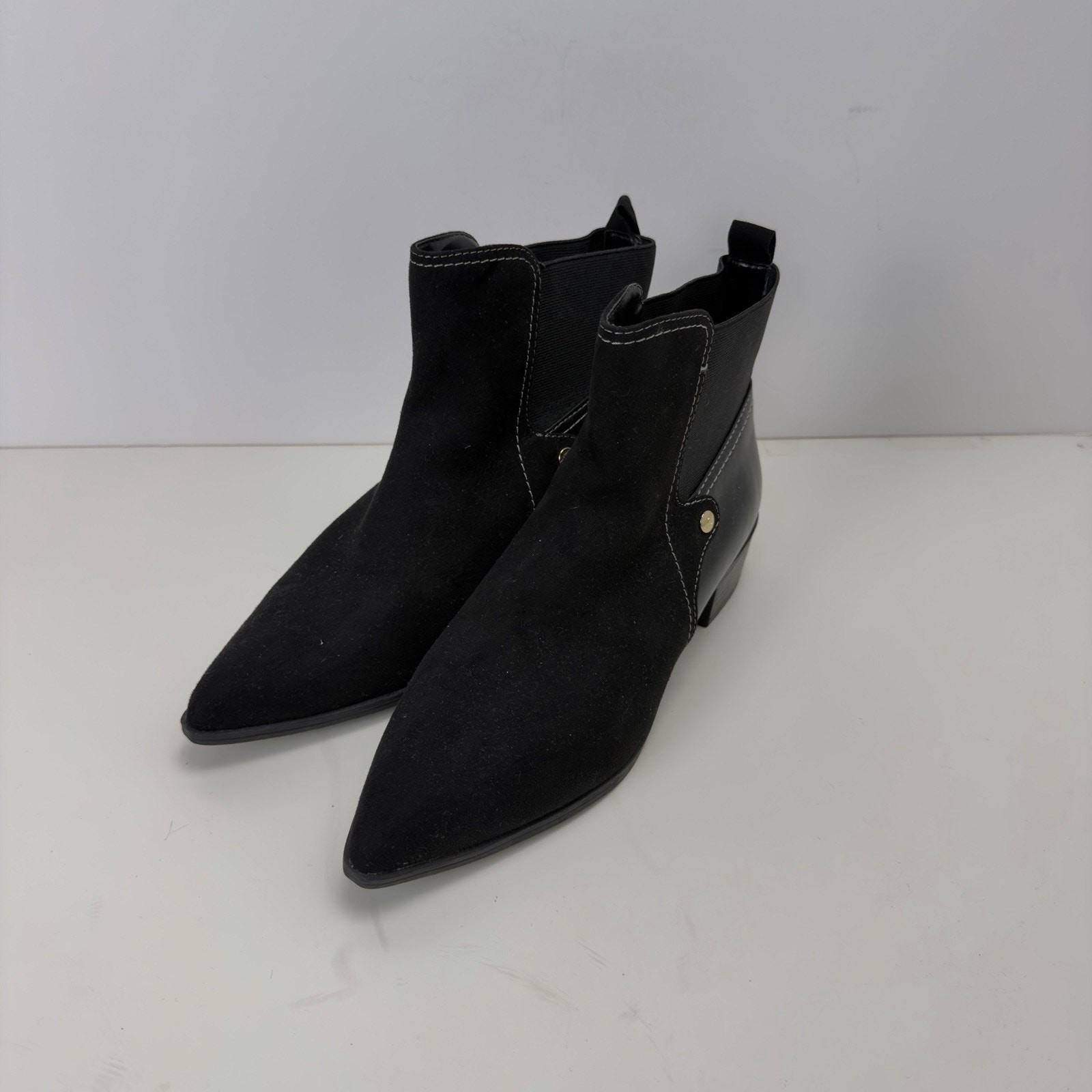 Liz Claiborne Barrington Block Heel Booties Women’ 9.5 Medium Black Faux Leather