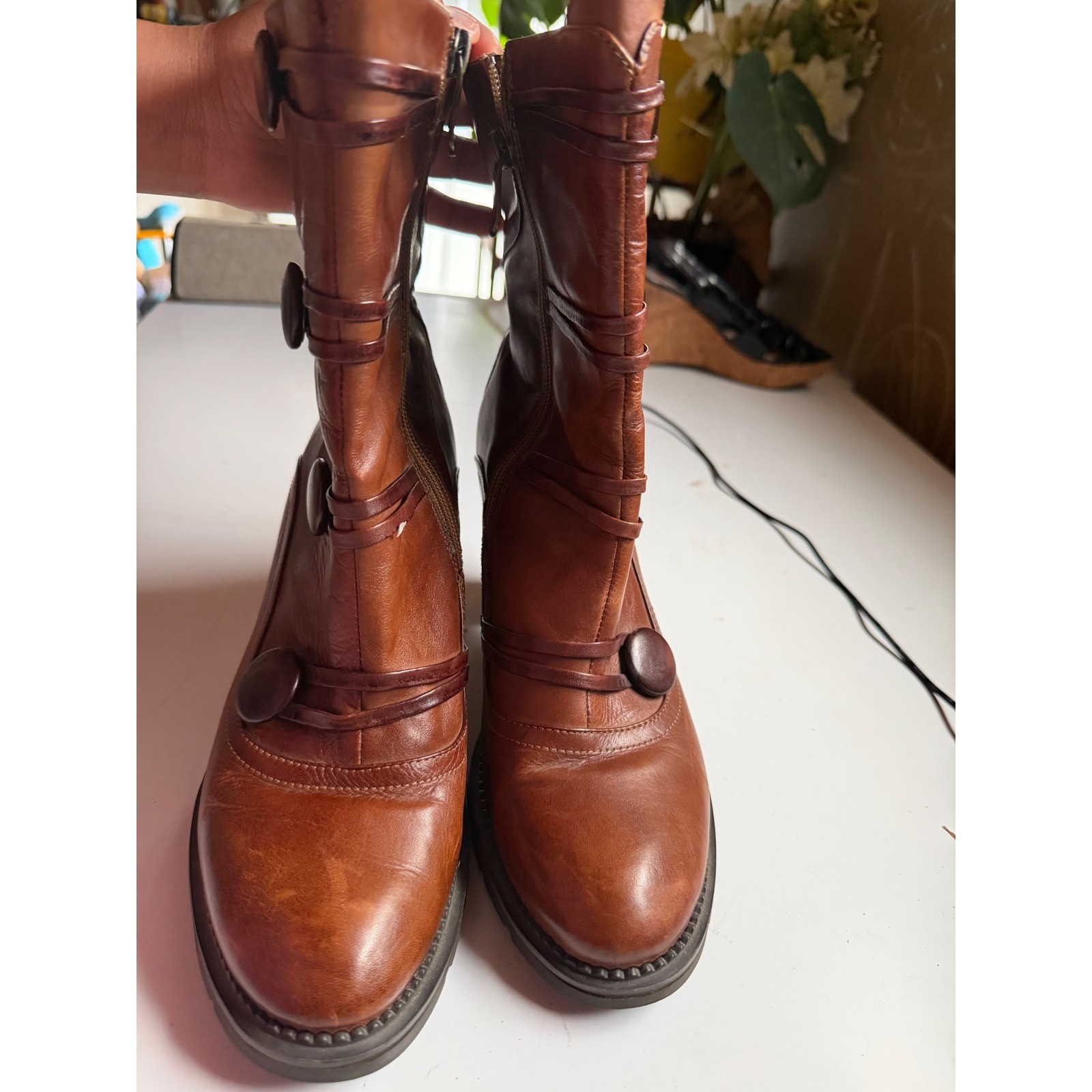 L’Artiste Spring Step Brown Leather Button Mid Calf Boots Victorian Size 39