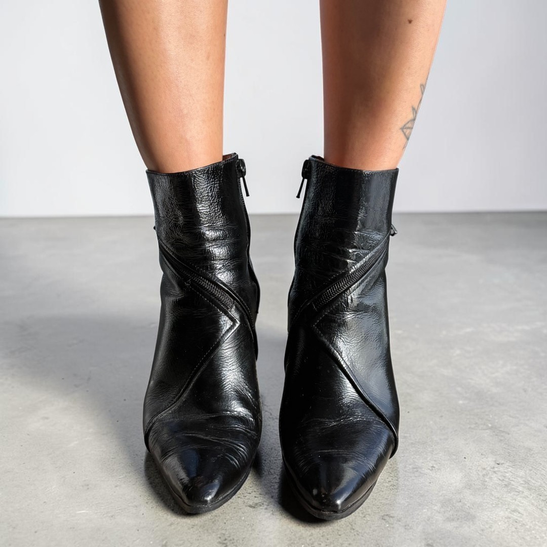 Vintage Y2K Black Leather Ankle Boots US 5.5 6 Pointed Toe 3″ Heel Argentina