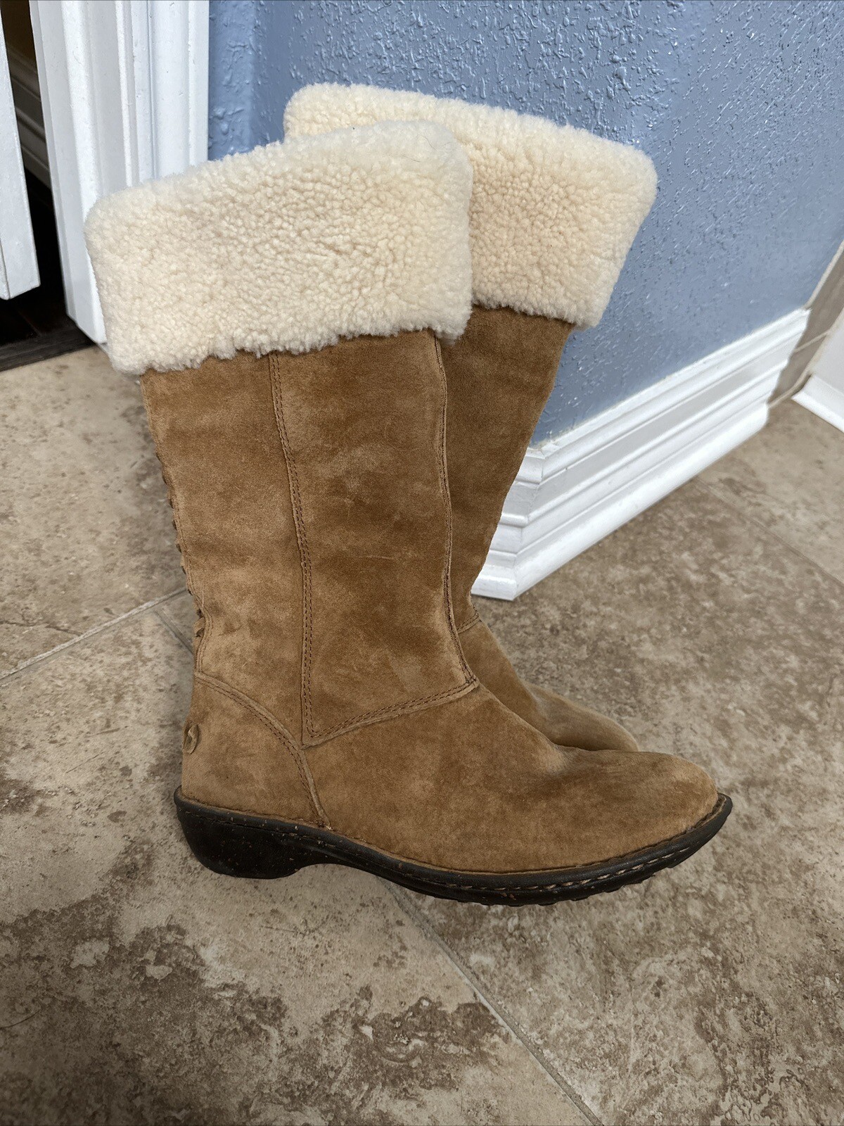UGG AUSTRALIA KARYN CUFF CHESTNUT SHEEPSKIN BOOT Size 7