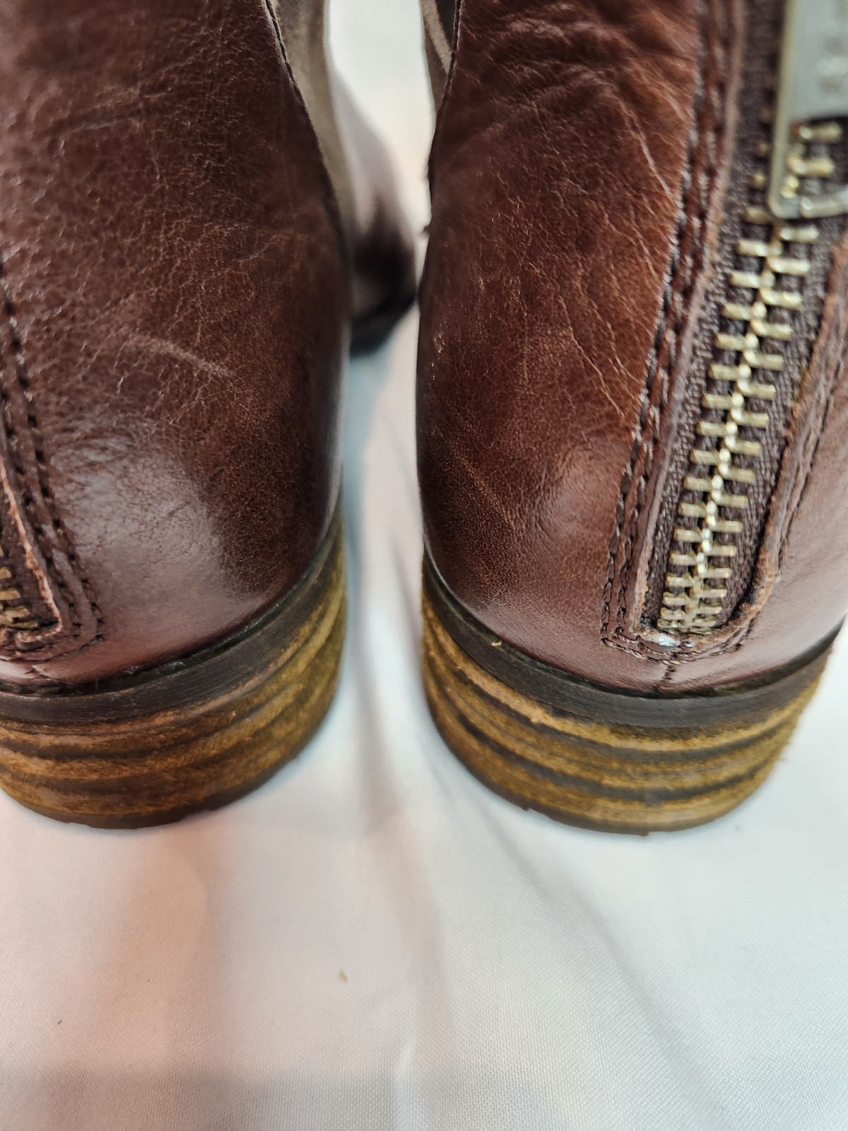 Børn Brown Leather Ankle Bootie Zip Women’s Boots Karava Size 8M boho