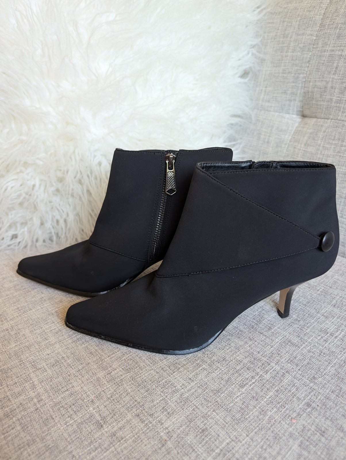 Donald J Pliner Loli Women’s Black Booties Size 8.5M