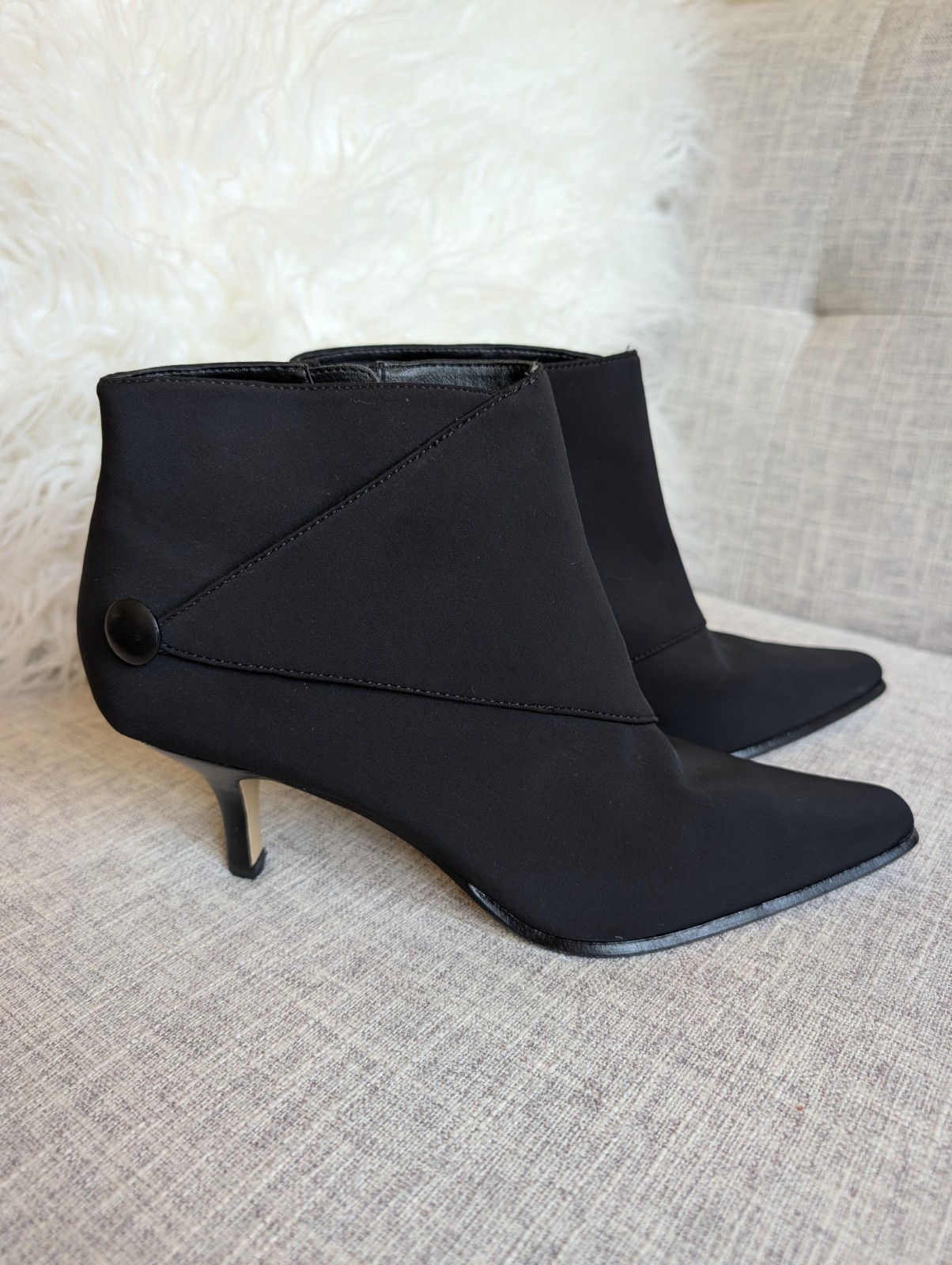 Donald J Pliner Loli Women’s Black Booties Size 8.5M