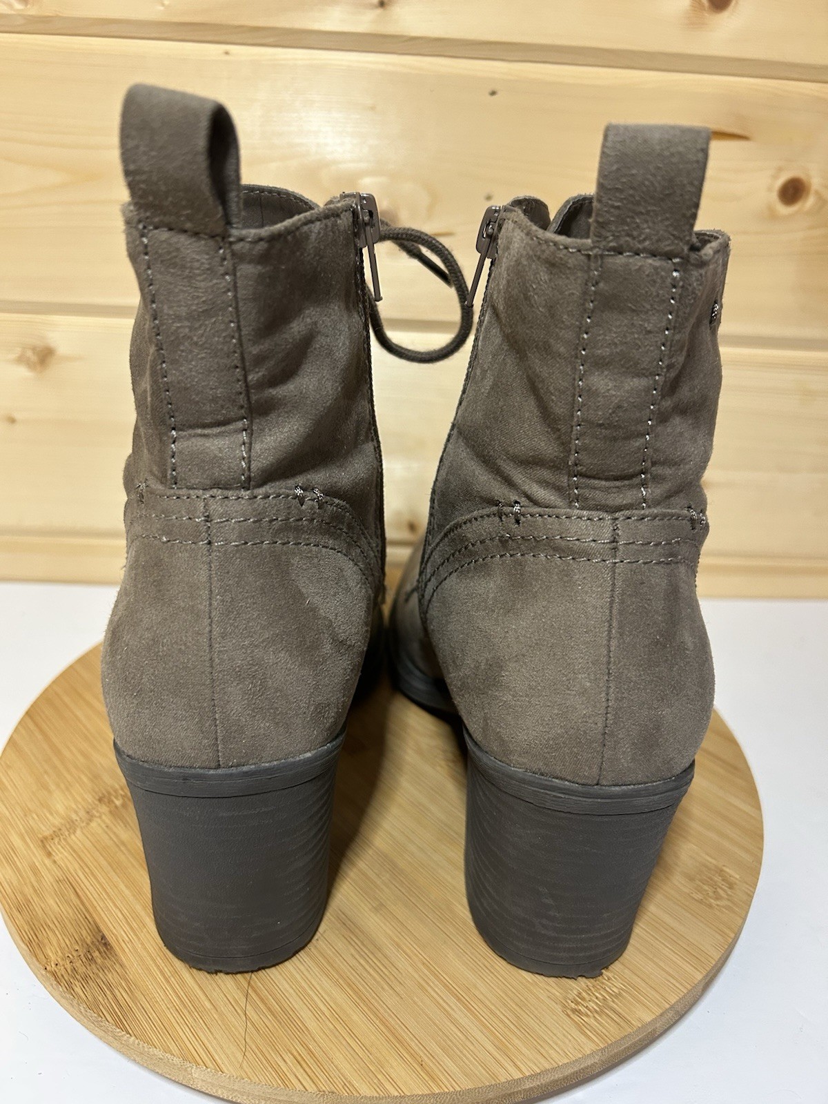 True Craft Women’s Leana 6″ Side Zipper Ankle Boot Brown Size 9.5M