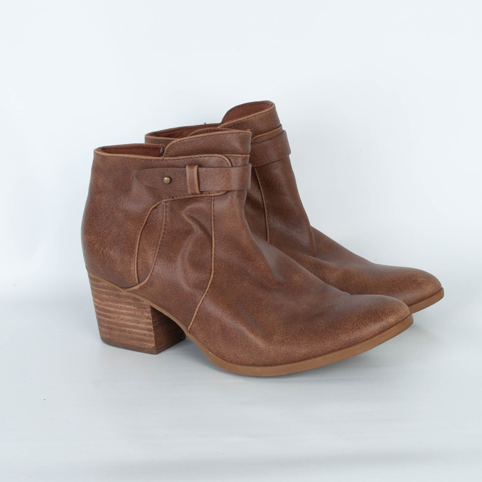 BearTraps Womens Nanette Ankle Boots Size 8M Tan Side Zip Casual Workwear