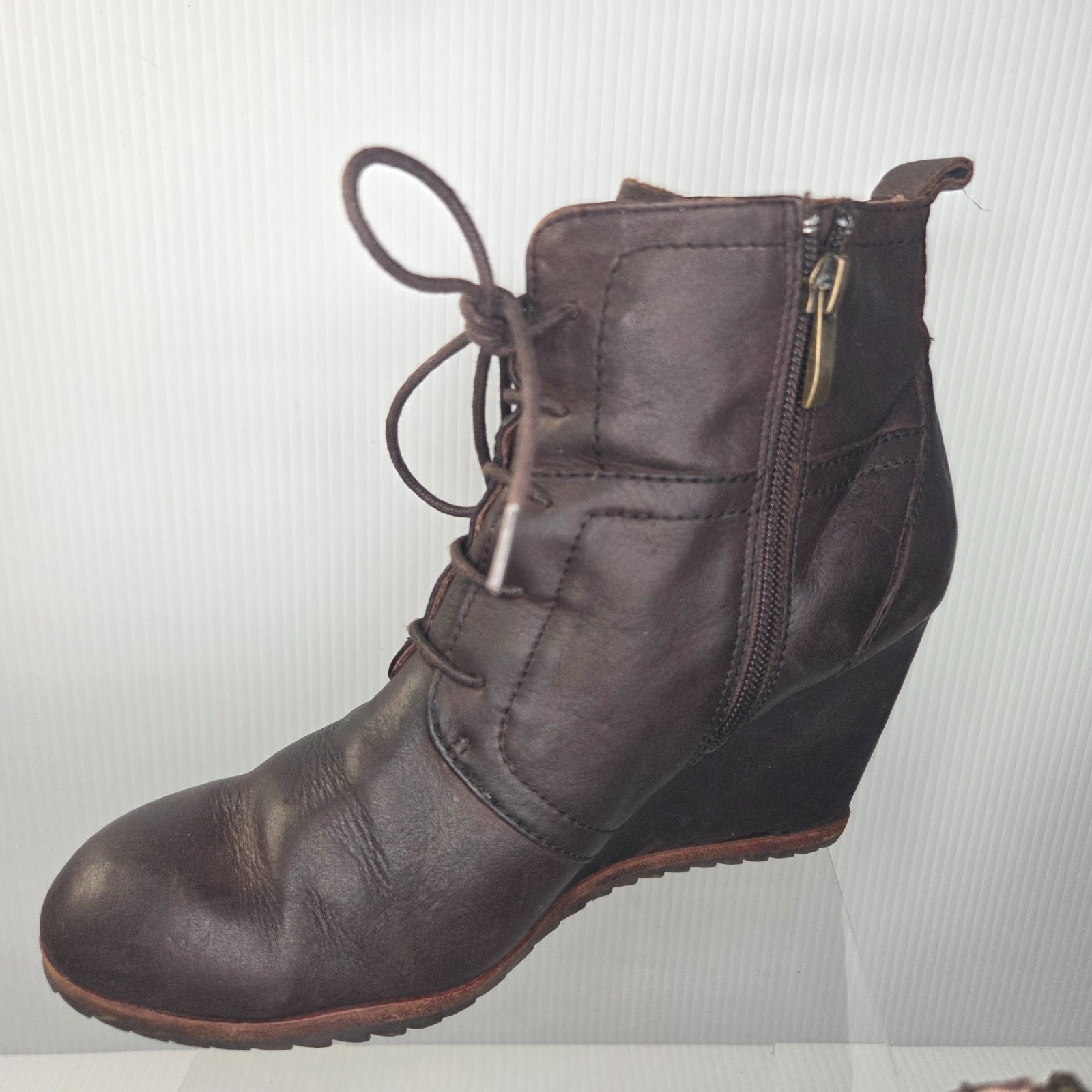 Biala Womens Brown Leather Ankle Bootie Lace Up Wedge Side Zipper 39M Euro/ 9US