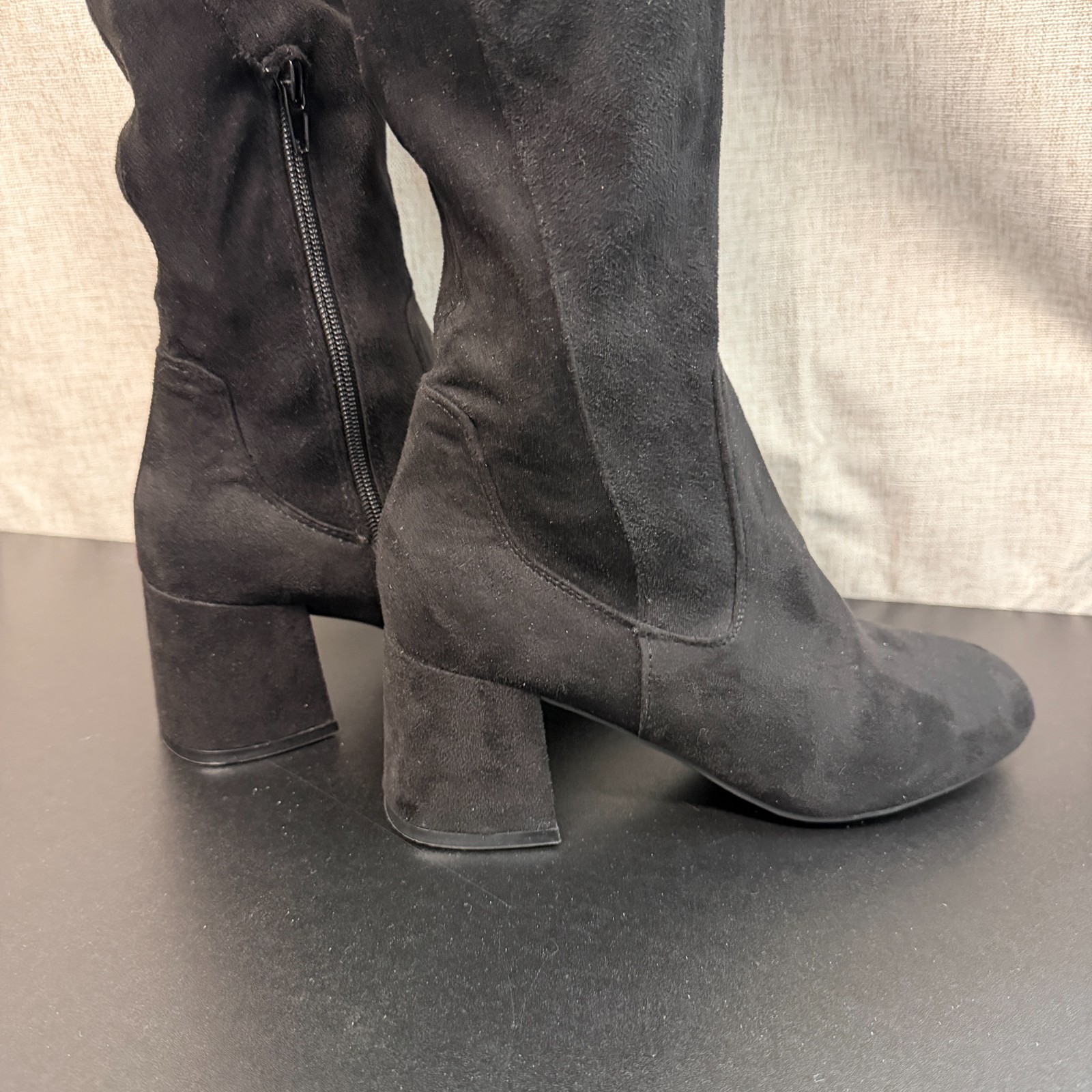 Liz Claiborne Over The Knee Boots Women’s 7.5M Black Suede Block Heels Timeless