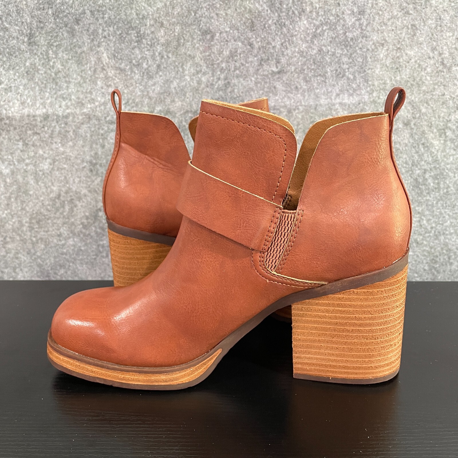 Korks Kari Boots Womens 11 Brown Wooden Platform Buckle Comfort Padded Booties