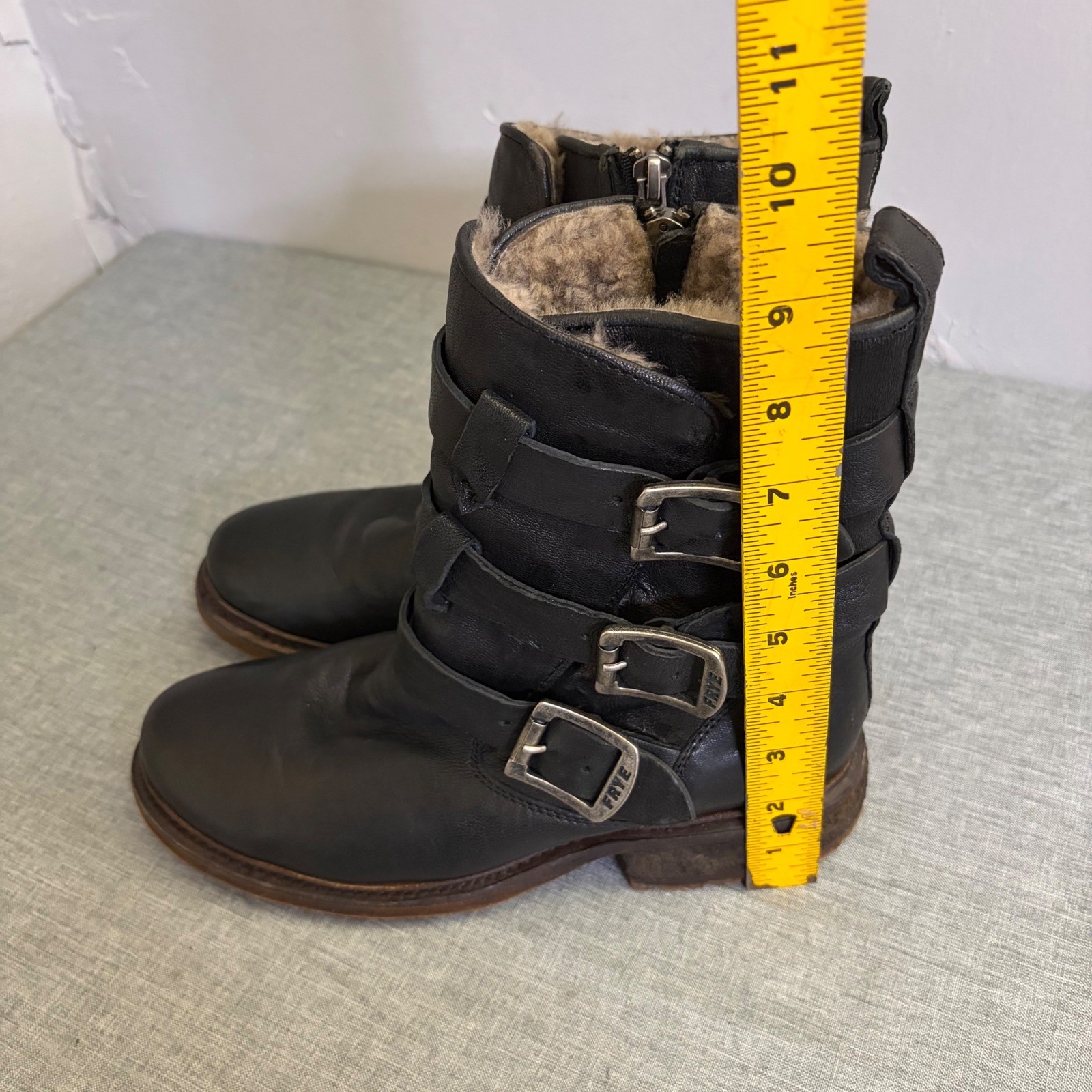 Frye Tyler Engineer Boots Women 7.5 Black Leather Shearling Lined Triple Buckle