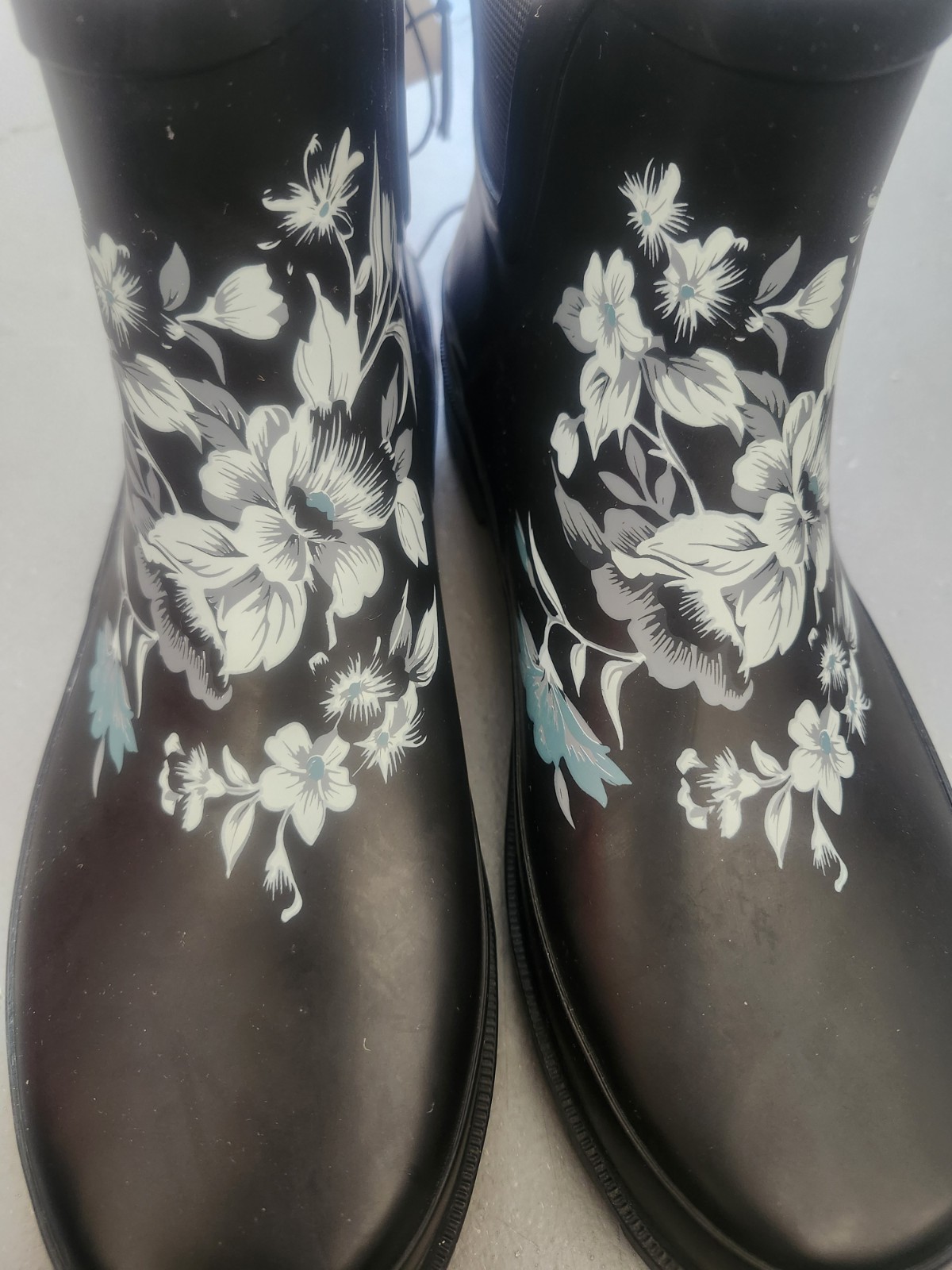 Norty Women’s Low Ankle Rain Boots Rubber Snow Rainboot Shoe Floral Black Sz 8