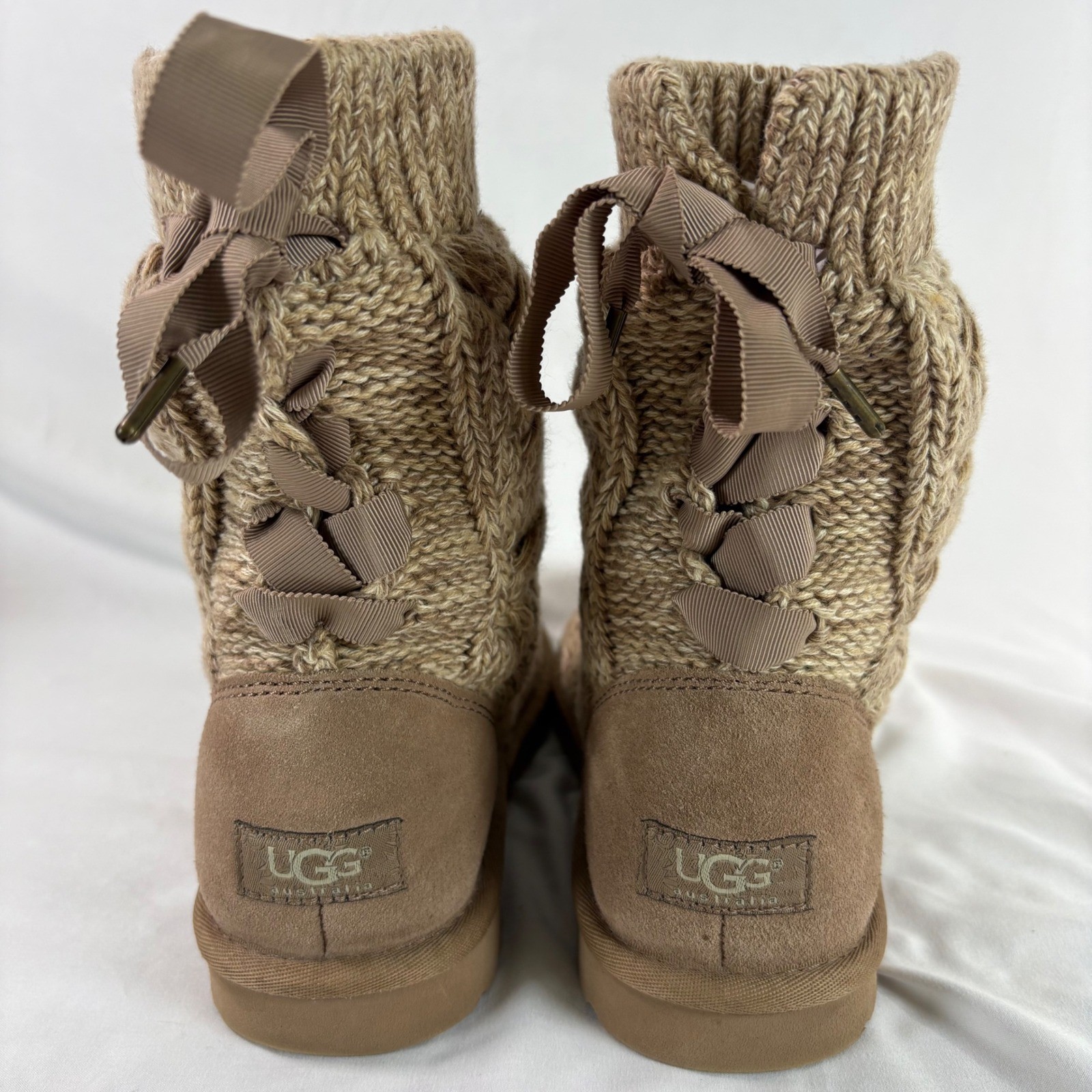 UGG Isla Knit Boots Womens 6 Tan Cable Knit Bow Winter Cozy Oatmeal