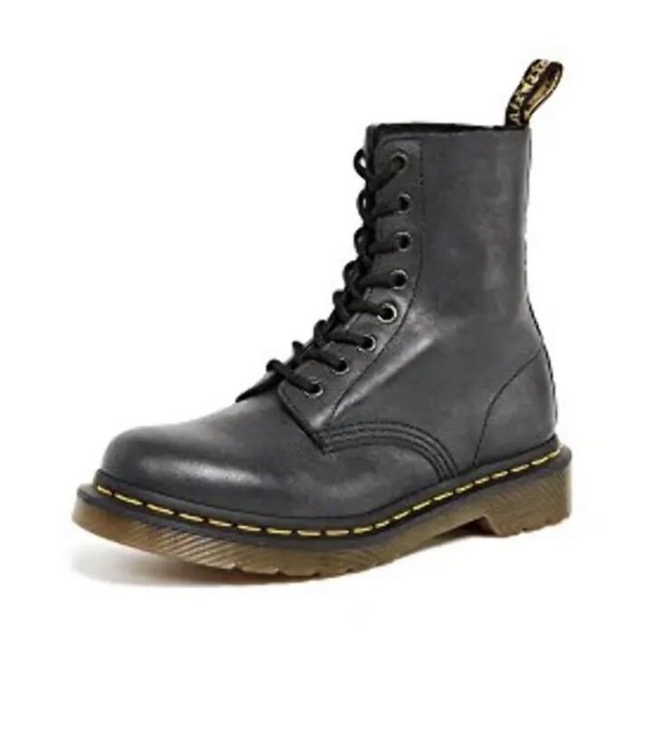 Dr. Martens Women’s 1460W Eight-Eye Lace-Up Boot, Black Nappa – US Size 7-Read
