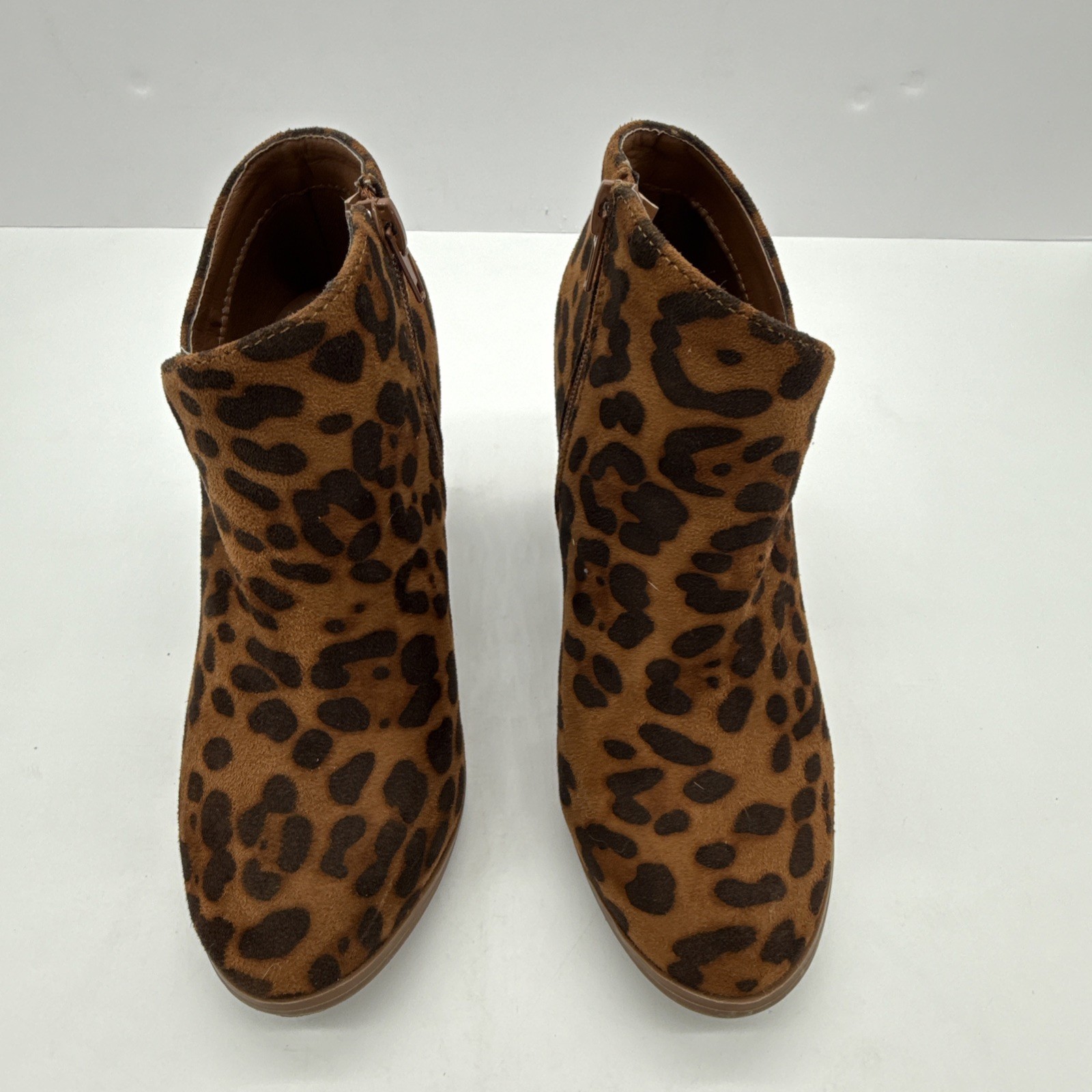 Refresh Womens Pull On Ankle Boots Leopard Print Size 7 US