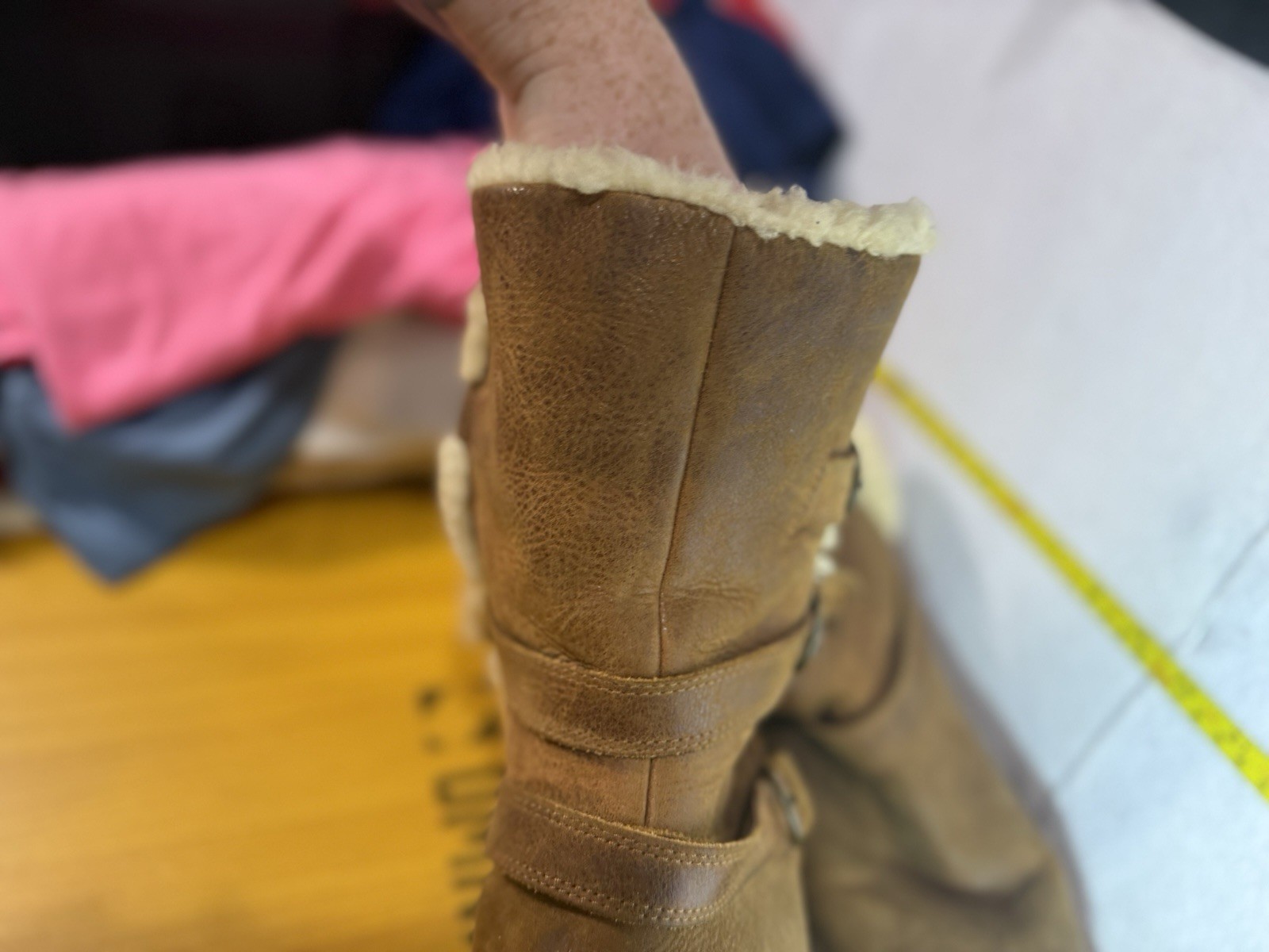 UGG Australia Shearling Buckle Lined Brown Mid-Calf Winter Boots US 8 1005380