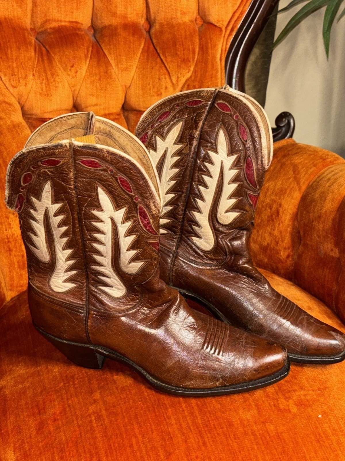 Nocona Flame inlay 40’s/ 50’s vintage boots Size 7-7.5