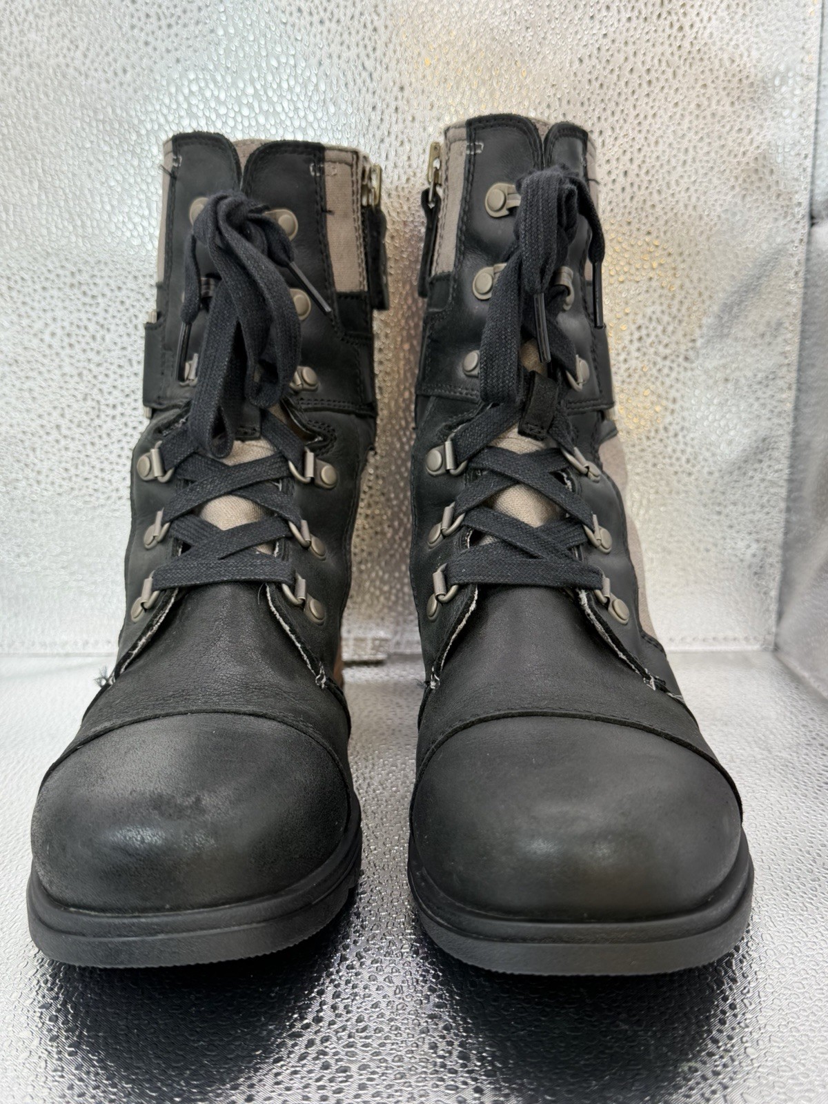 Sorel Major Carly Boots Black Grill Grey Women’s 8 Canvas Leather Combat NL2157