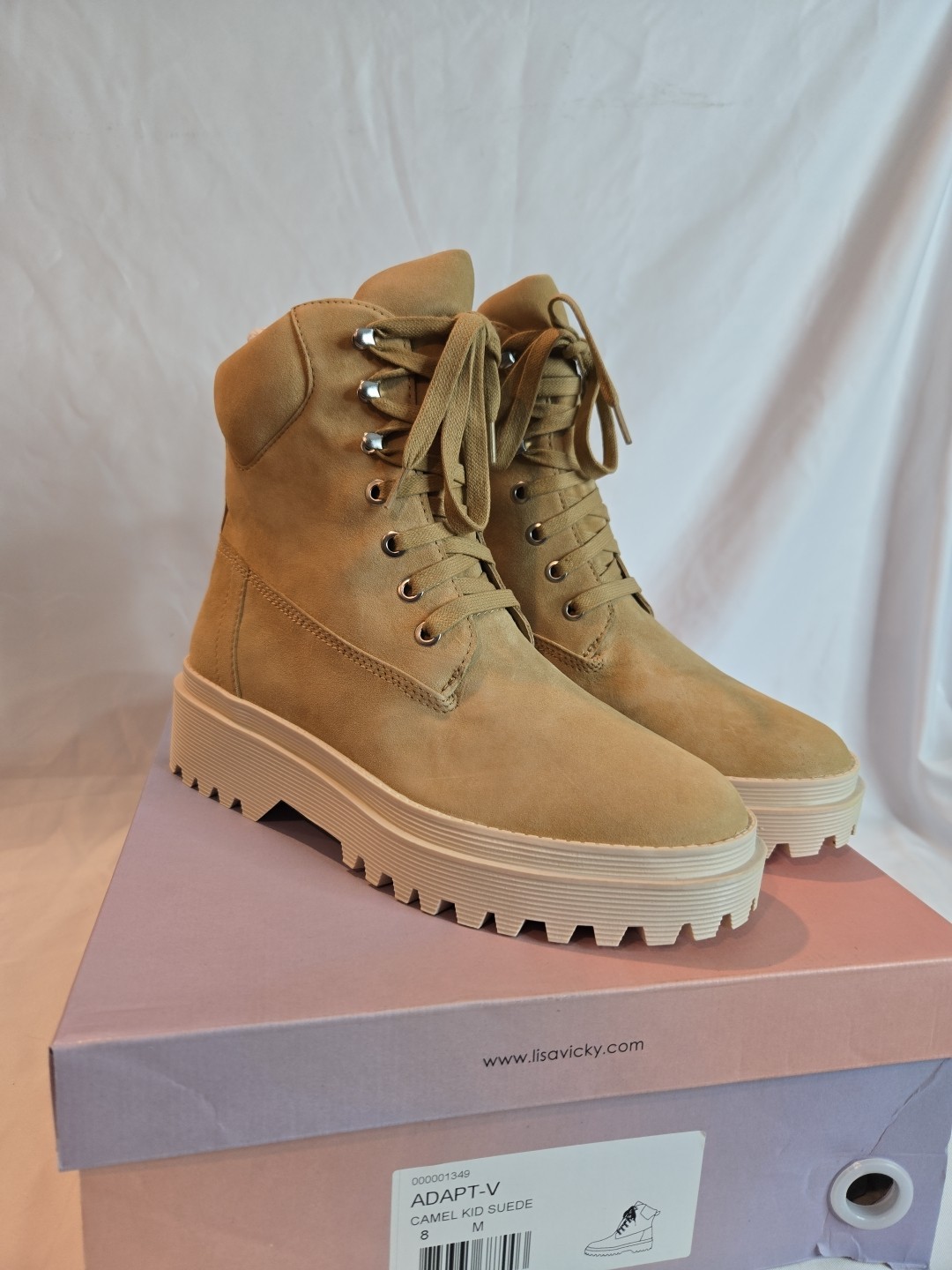Lisa Vicky Adapt-V Womens Size 8 M Camel Kid Suede Combat Styled Boots