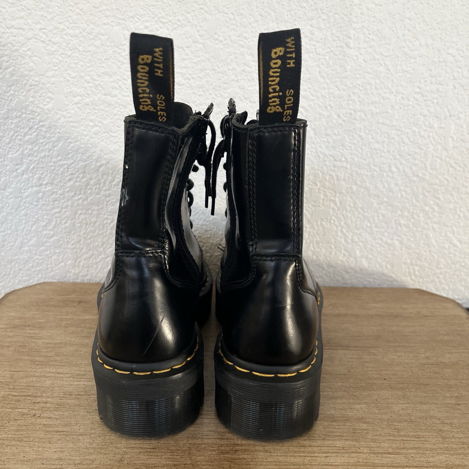 Dr. Martens Jadon Smooth Leather Platform Boots Black Womens Size 8 Polished