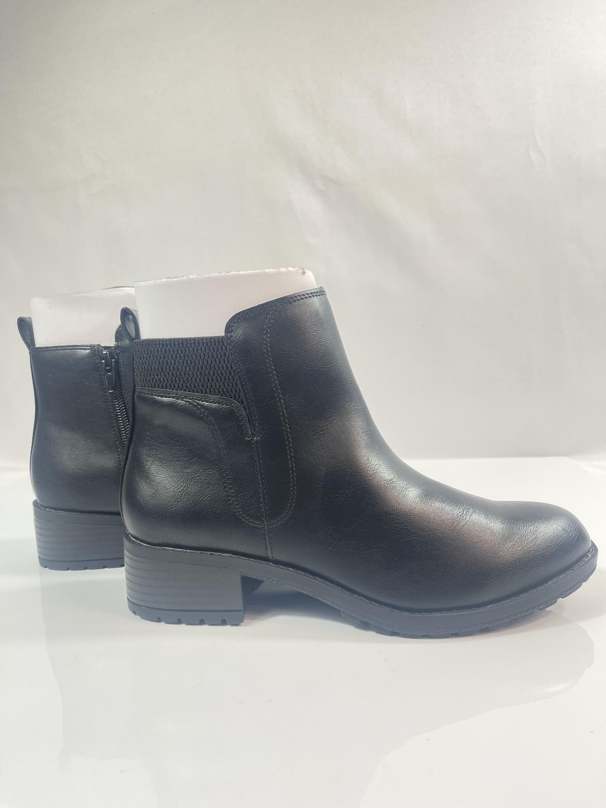 Style & Co Boots Womens Size 7.5 Black Gracieep Faux Leather Ankle Zip Booties
